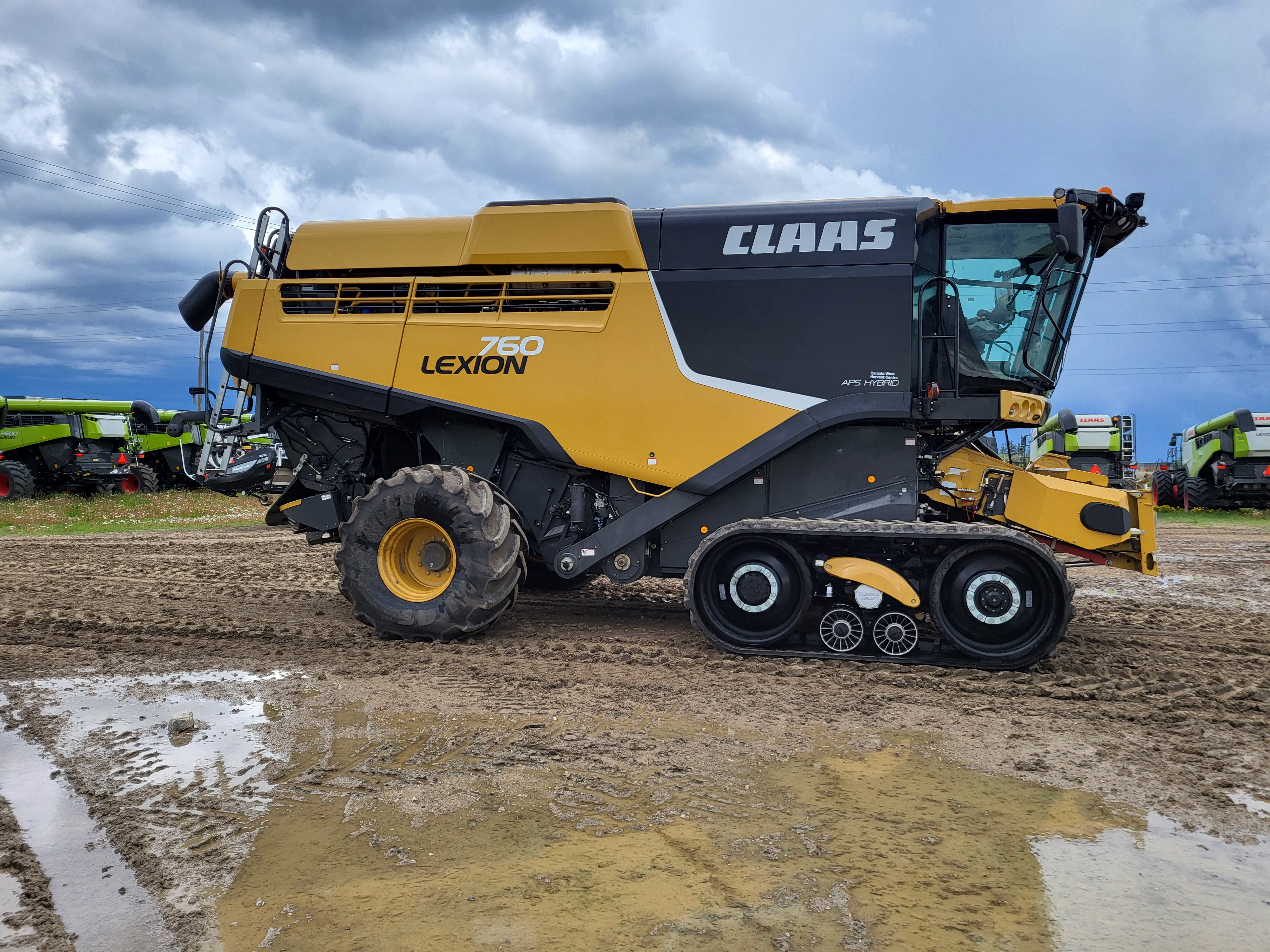 2015 CLAAS 760TT Combine