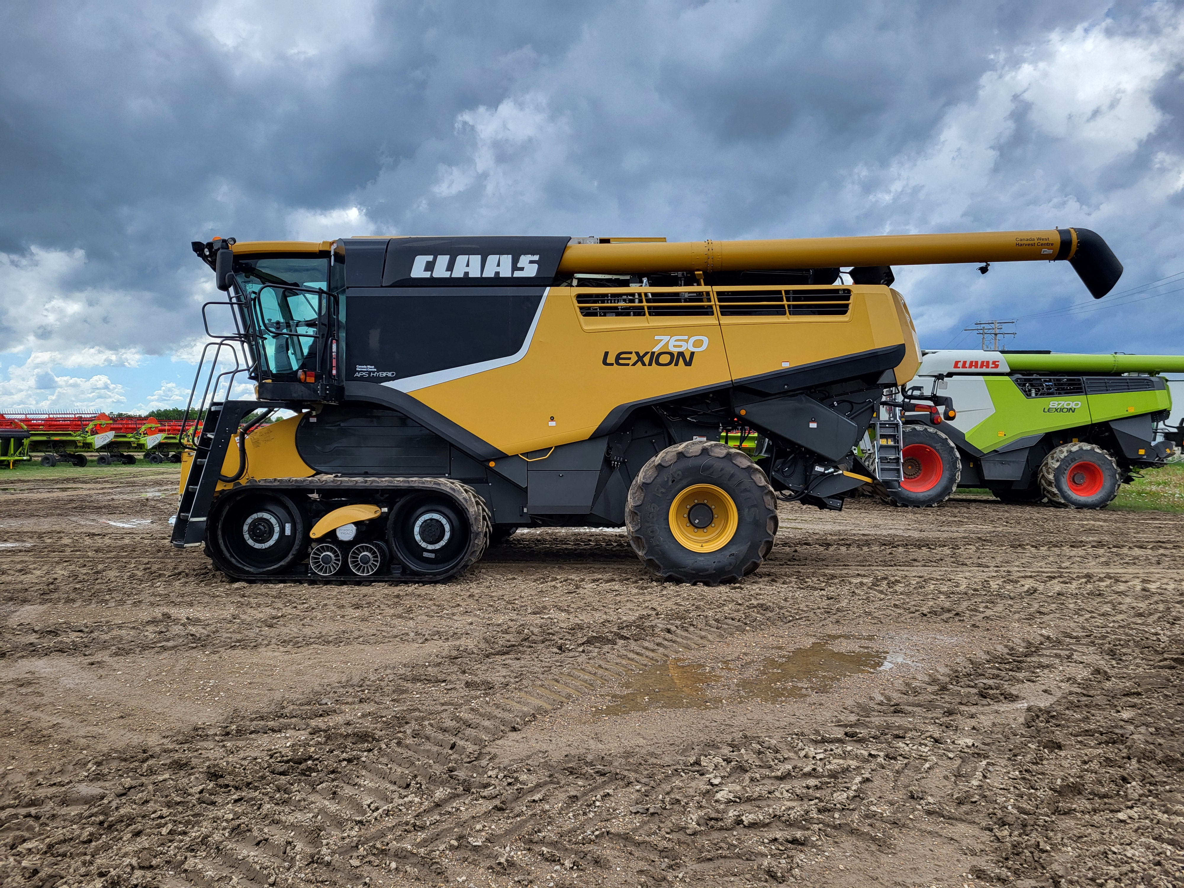 2015 CLAAS 760TT Combine