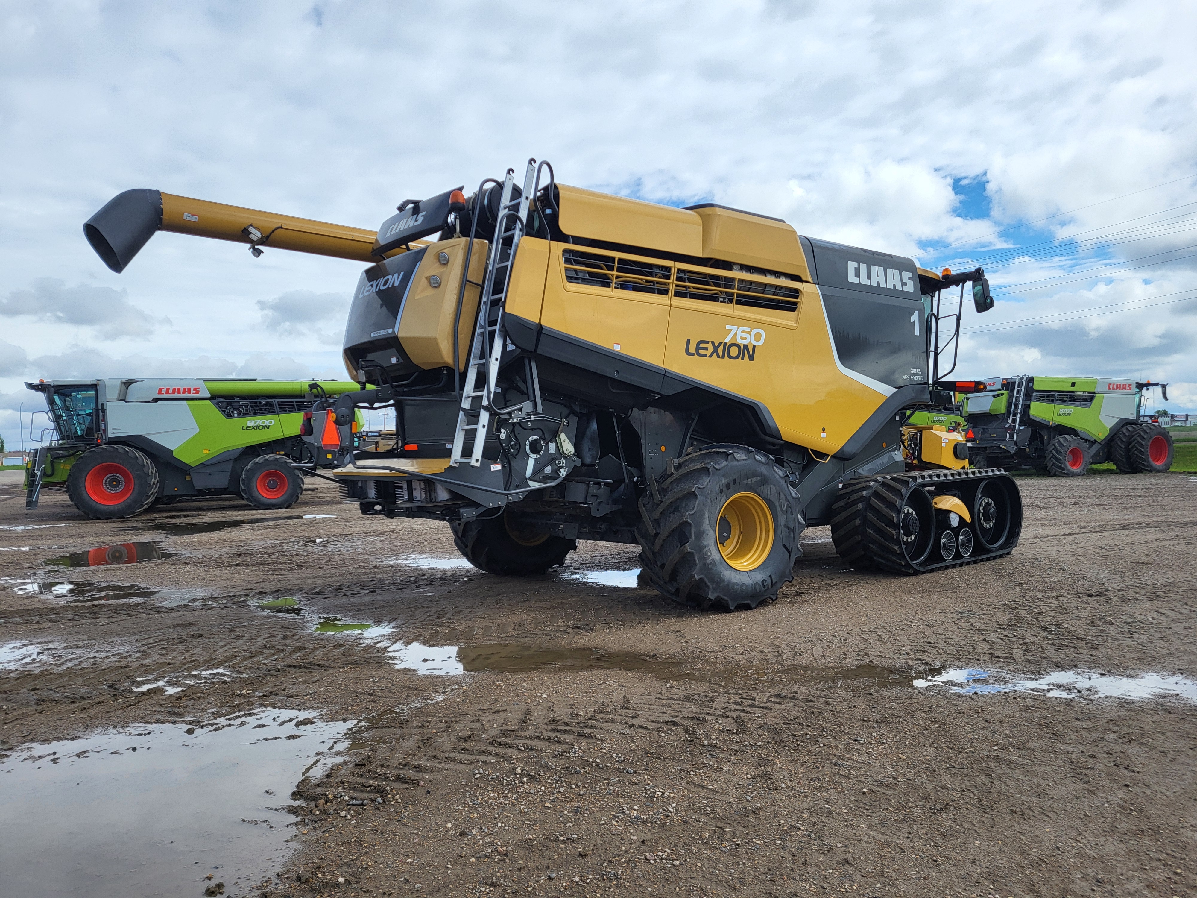 2018 CLAAS 760TT Combine