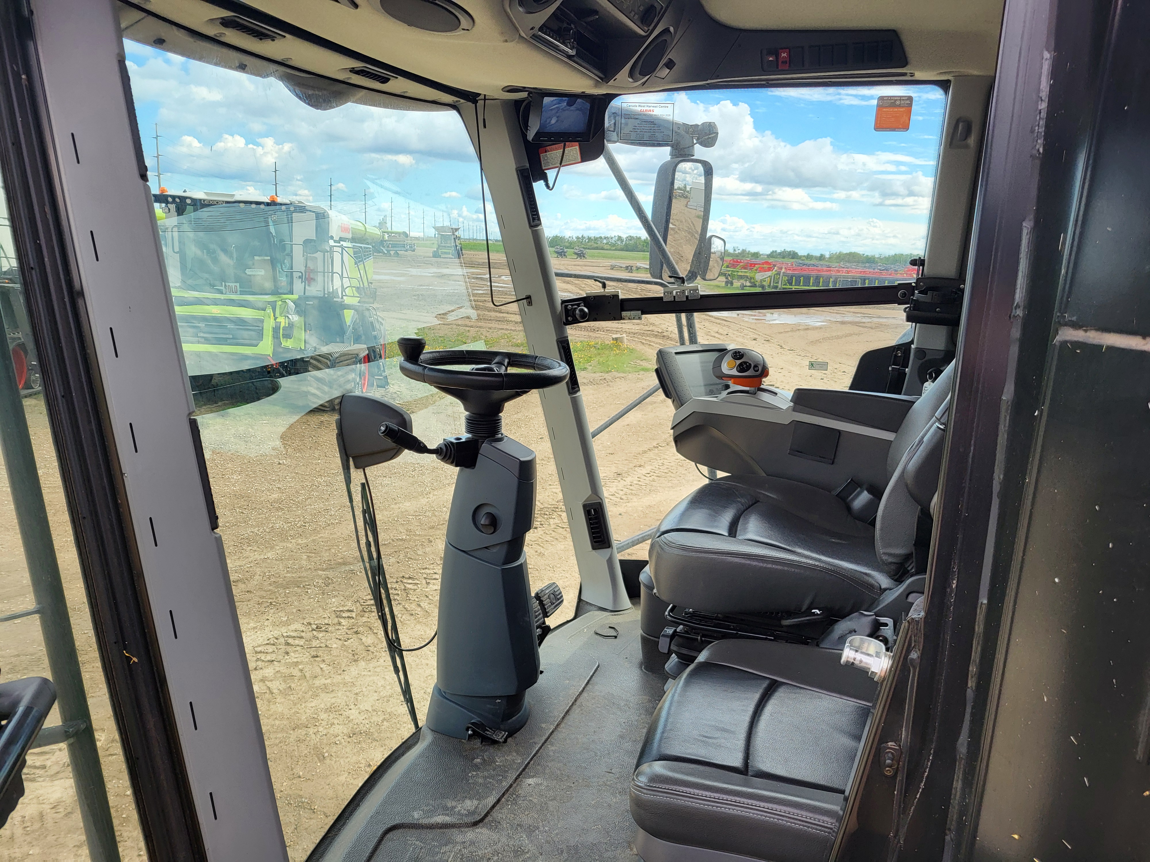 2018 CLAAS 760TT Combine