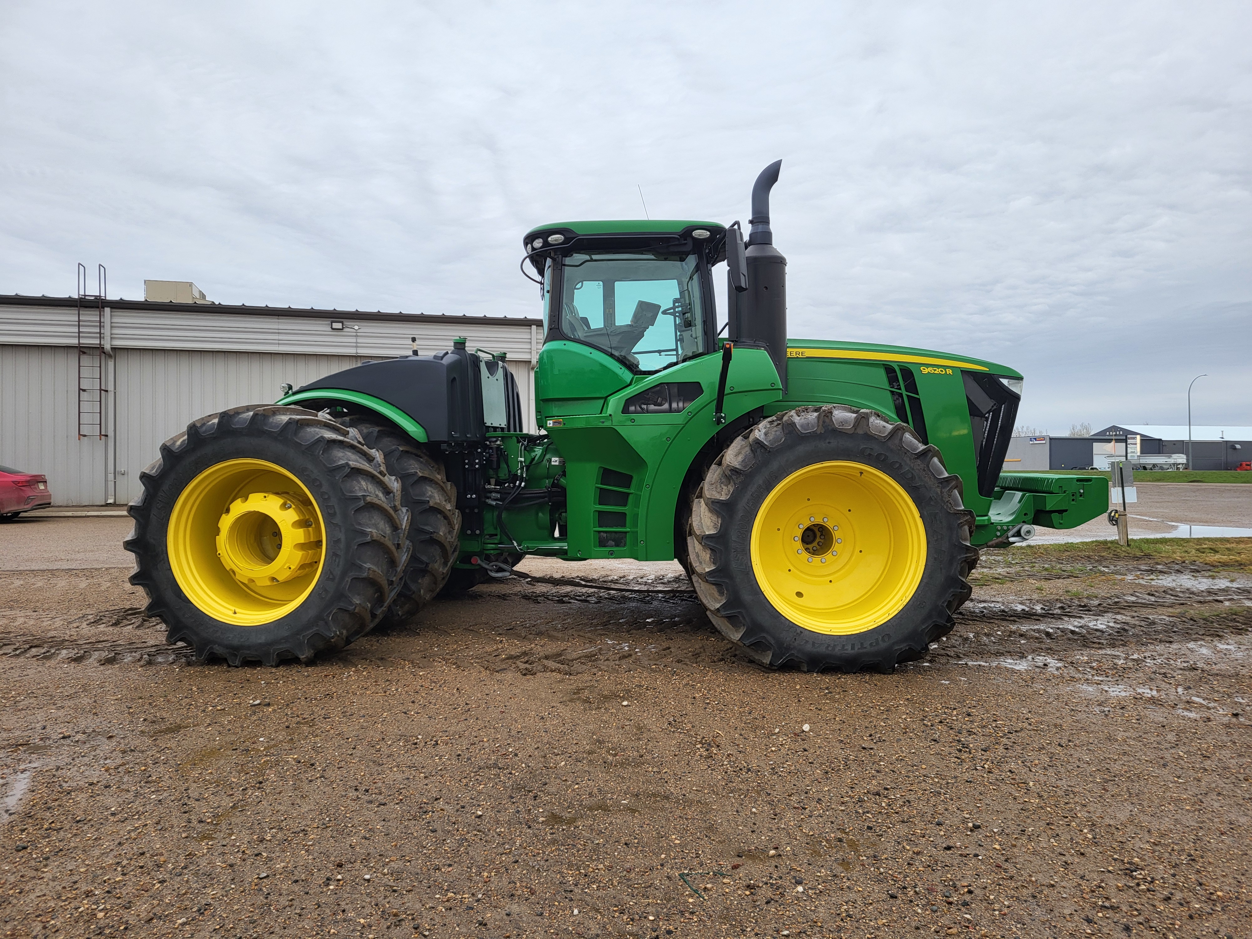 2019 John Deere 9620R Tractor