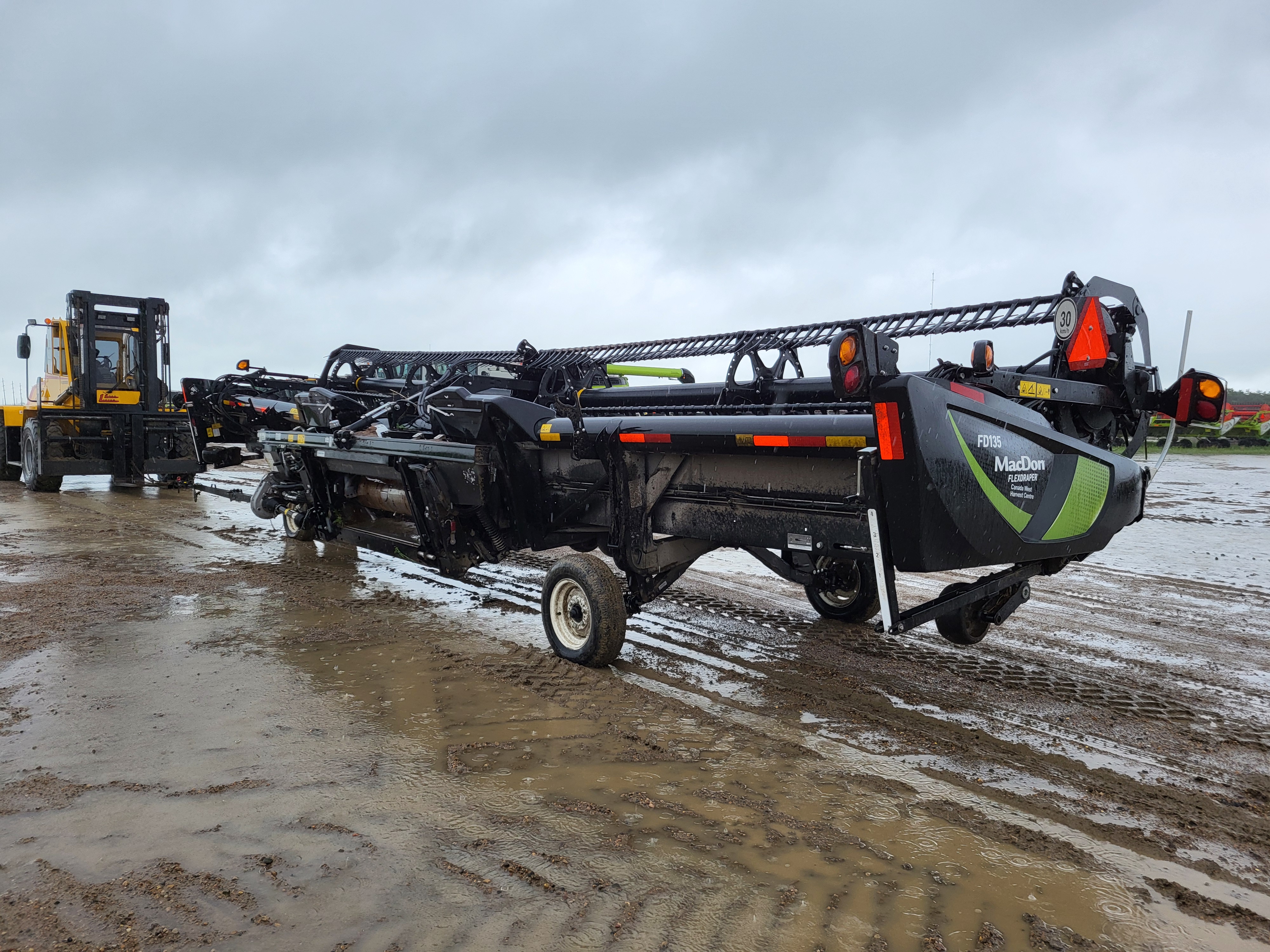 2020 MacDon FD135 Header Combine