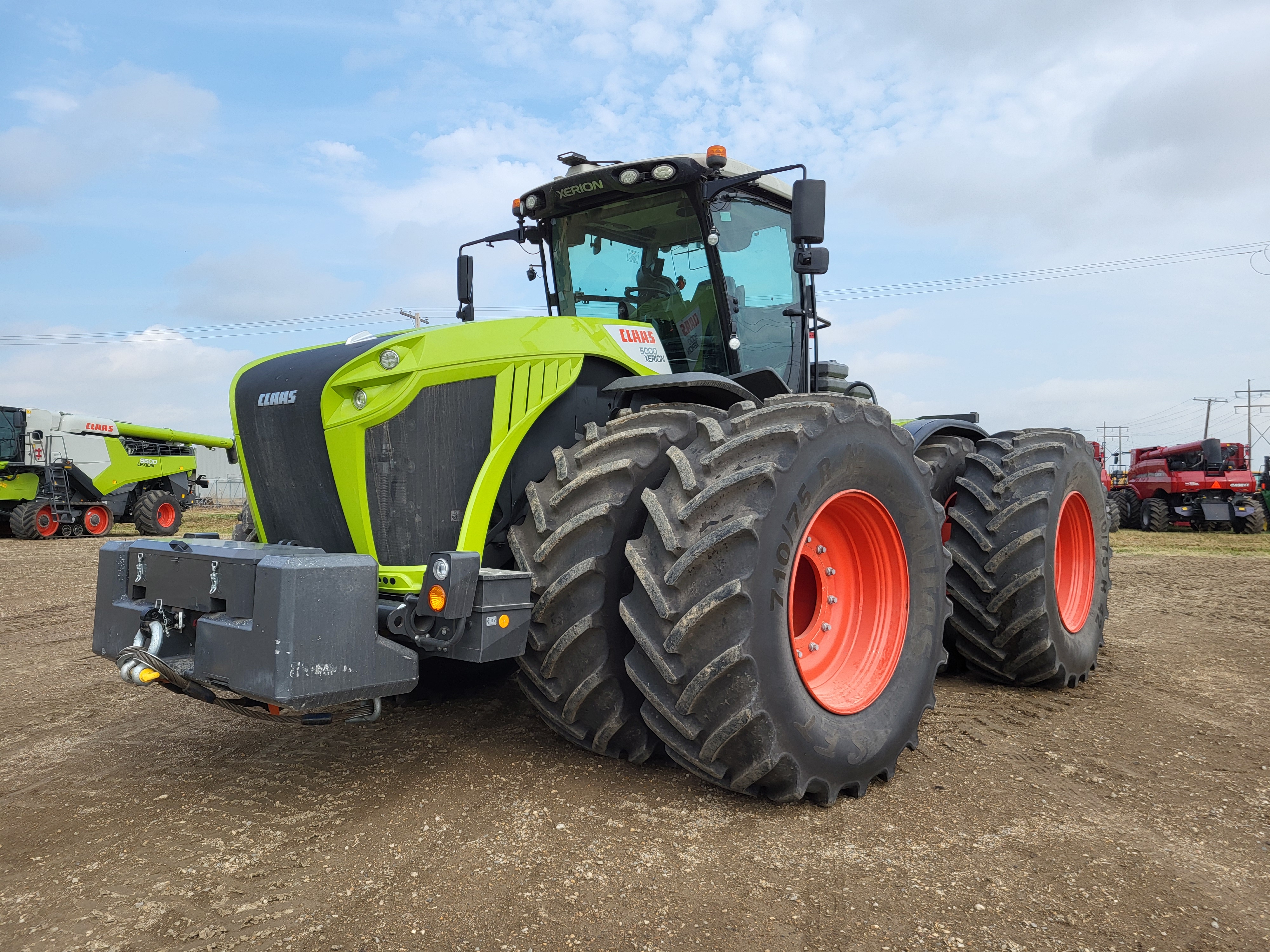 2020 CLAAS Xerion 5000 Trac Tractor