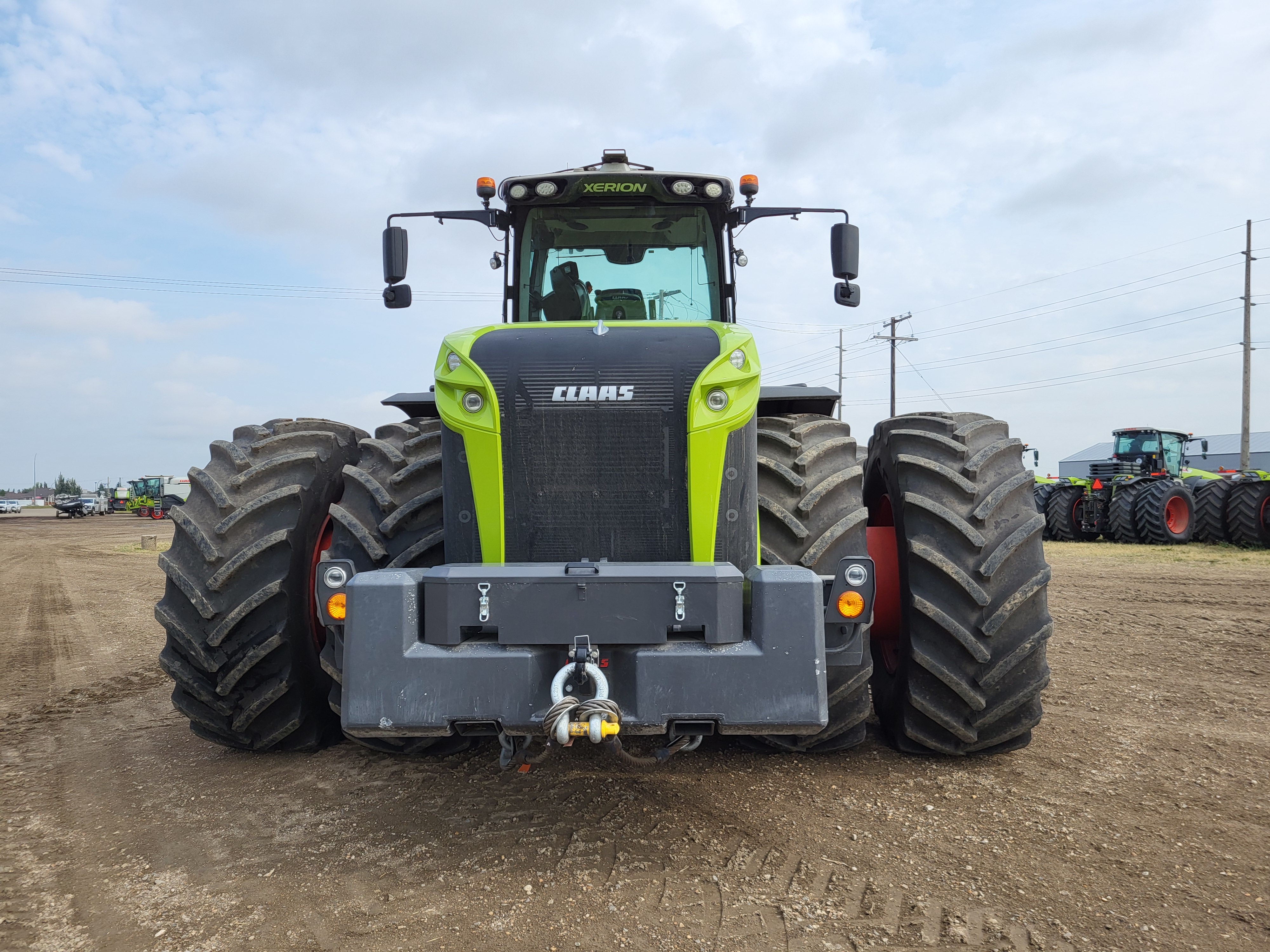 2020 CLAAS Xerion 5000 Trac Tractor