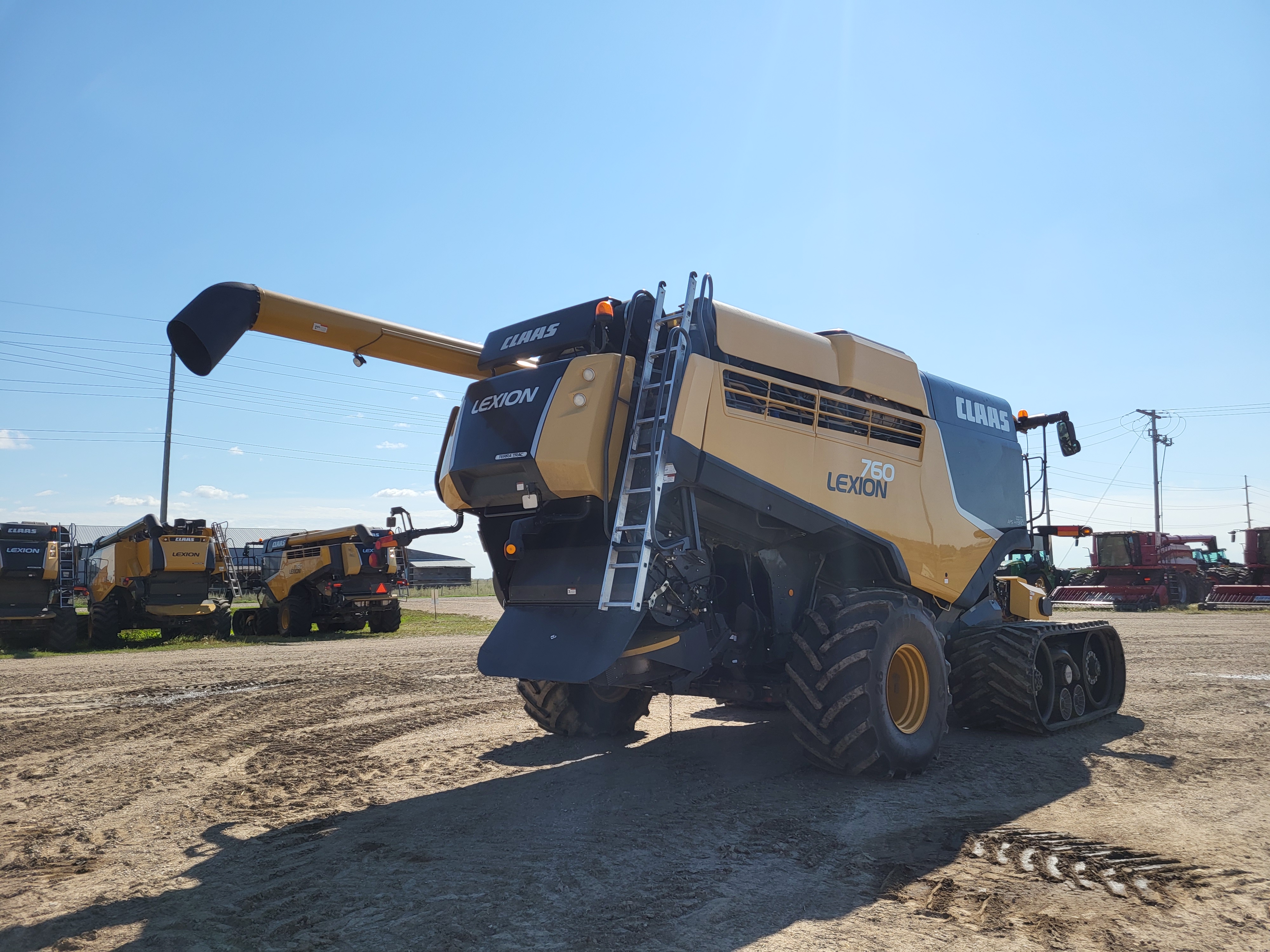 2015 CLAAS 760TT Combine