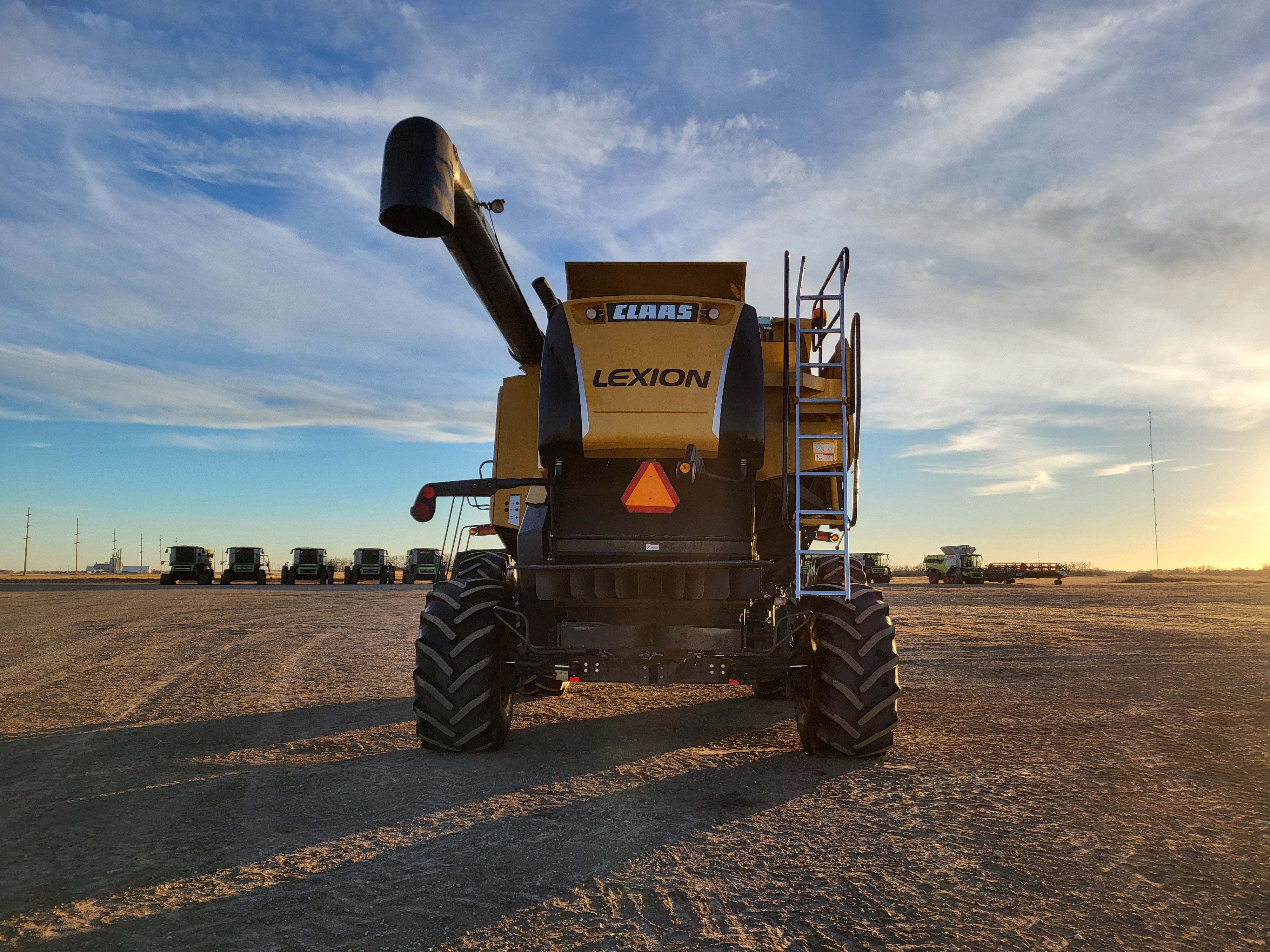 2011 CLAAS 740 Combine