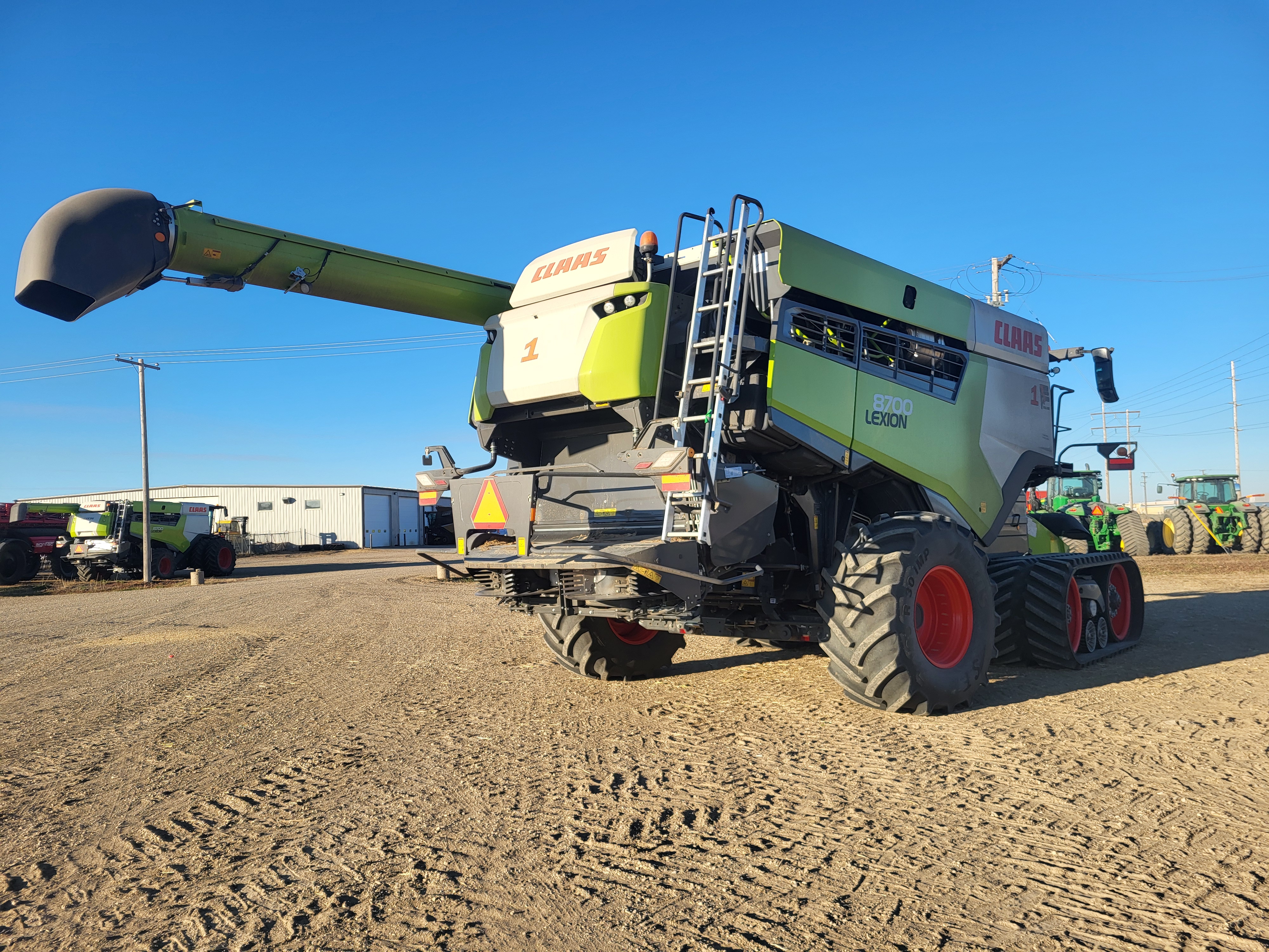 2024 CLAAS 8700TT Combine