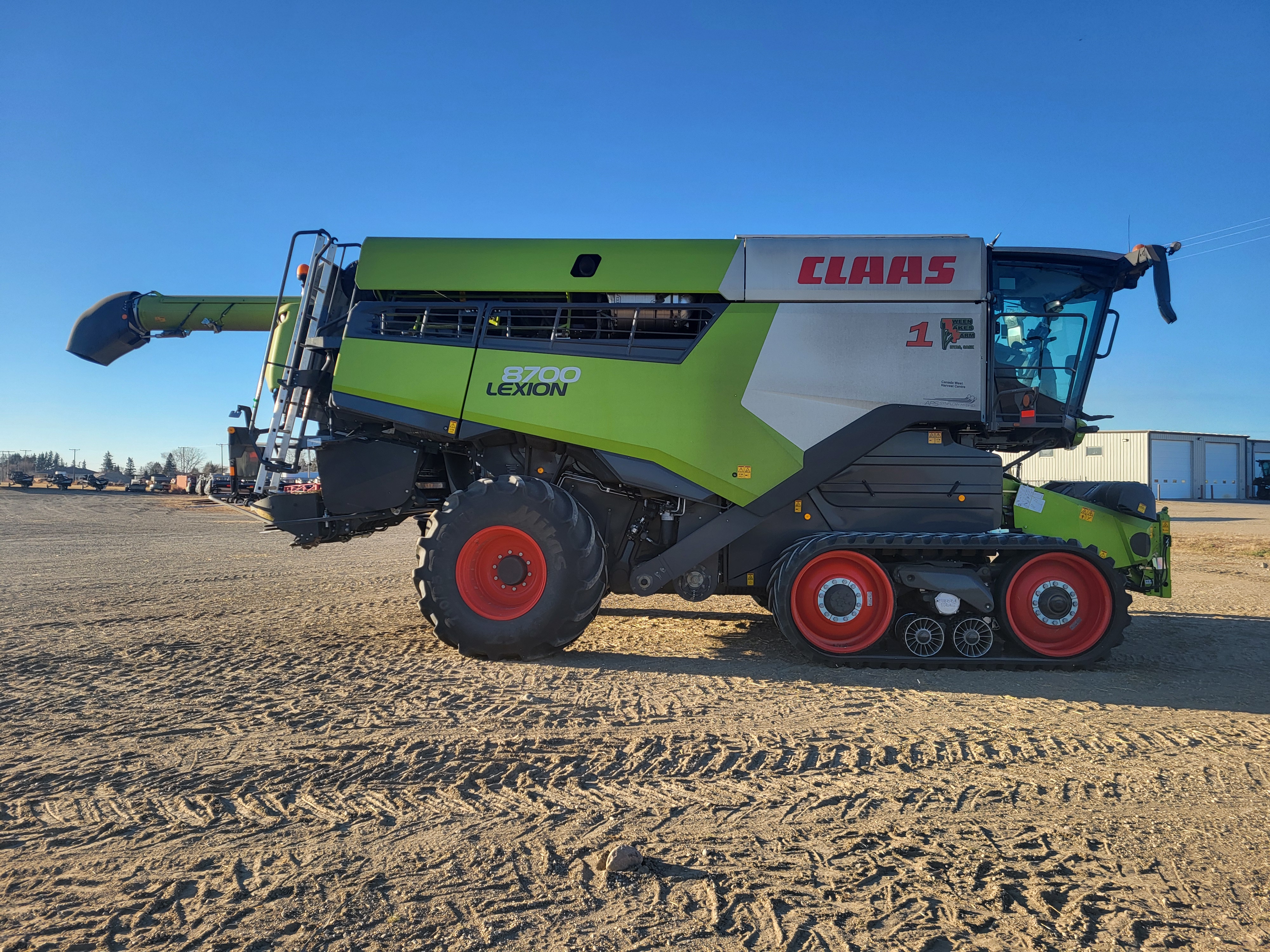 2024 CLAAS 8700TT Combine