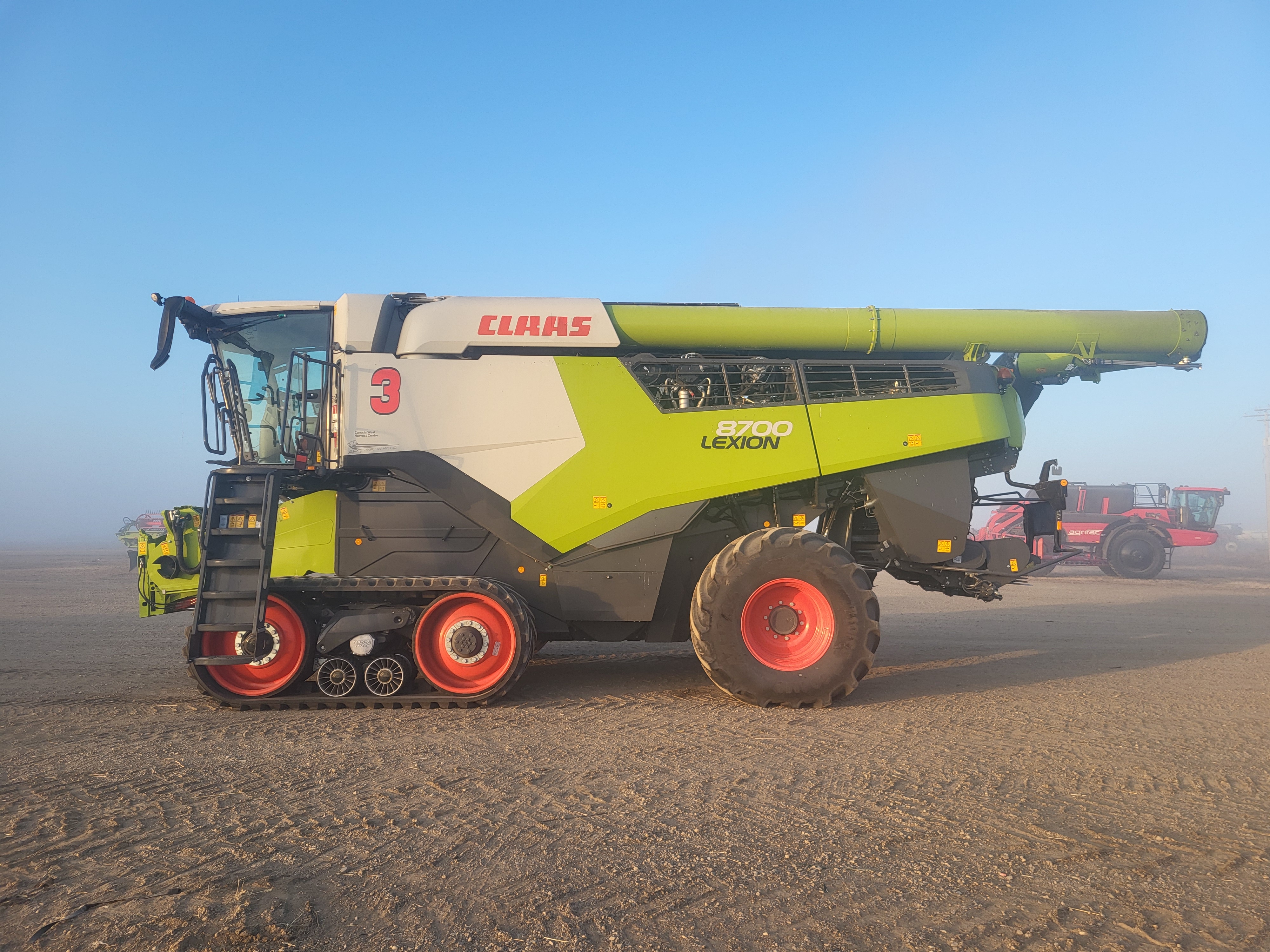 2024 CLAAS 8700TT Combine