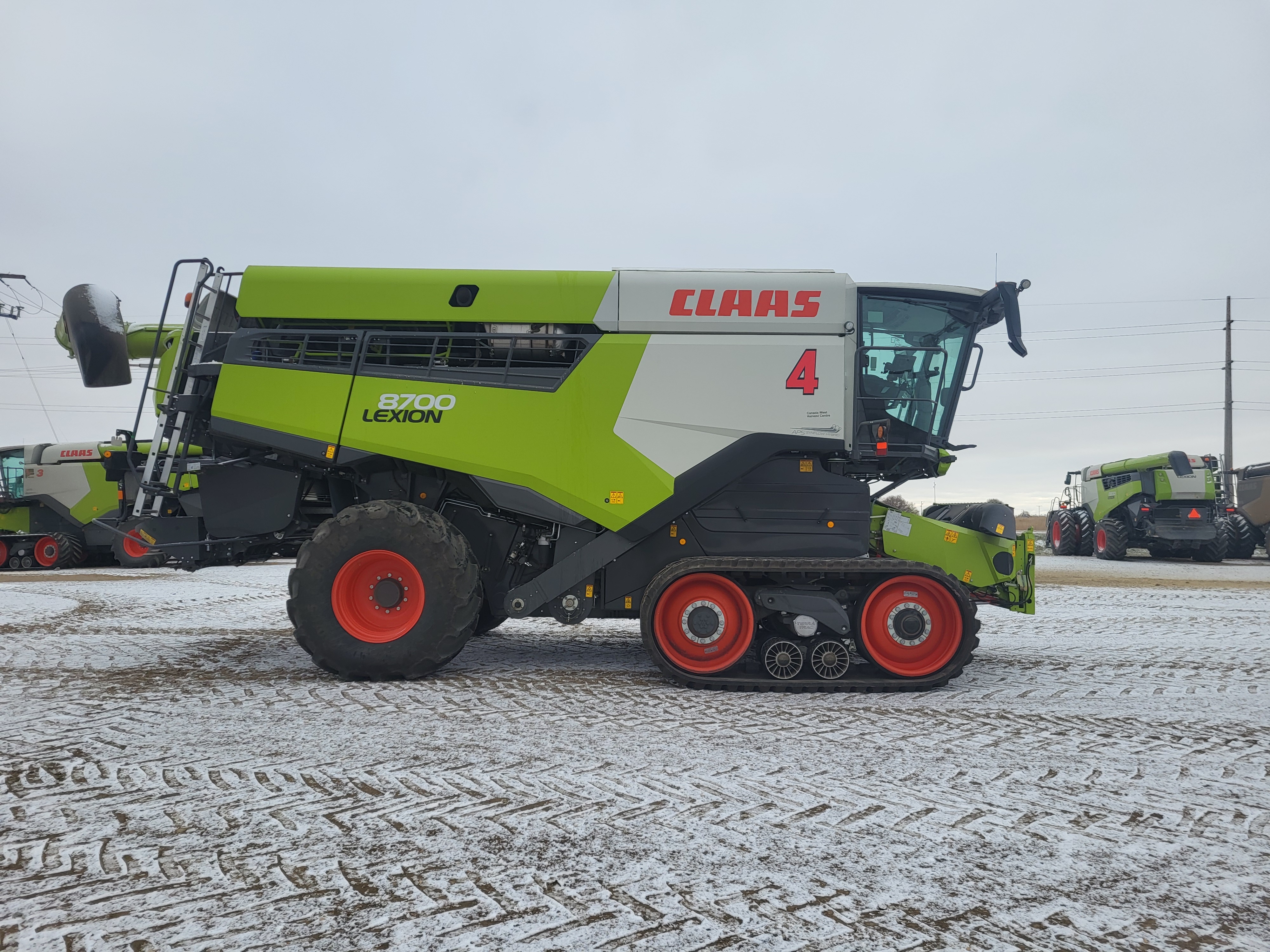 2024 CLAAS 8700TT Combine