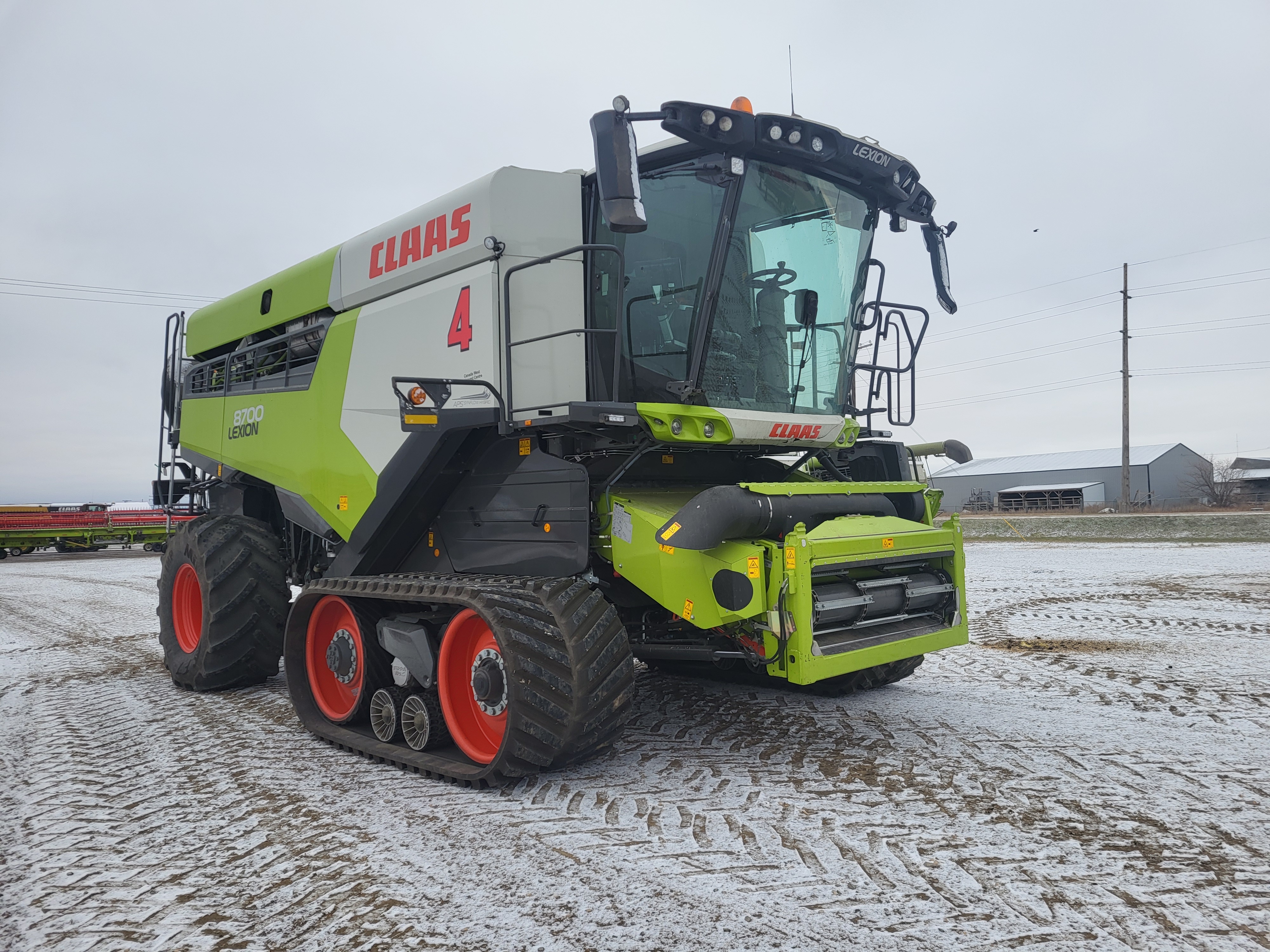 2024 CLAAS 8700TT Combine