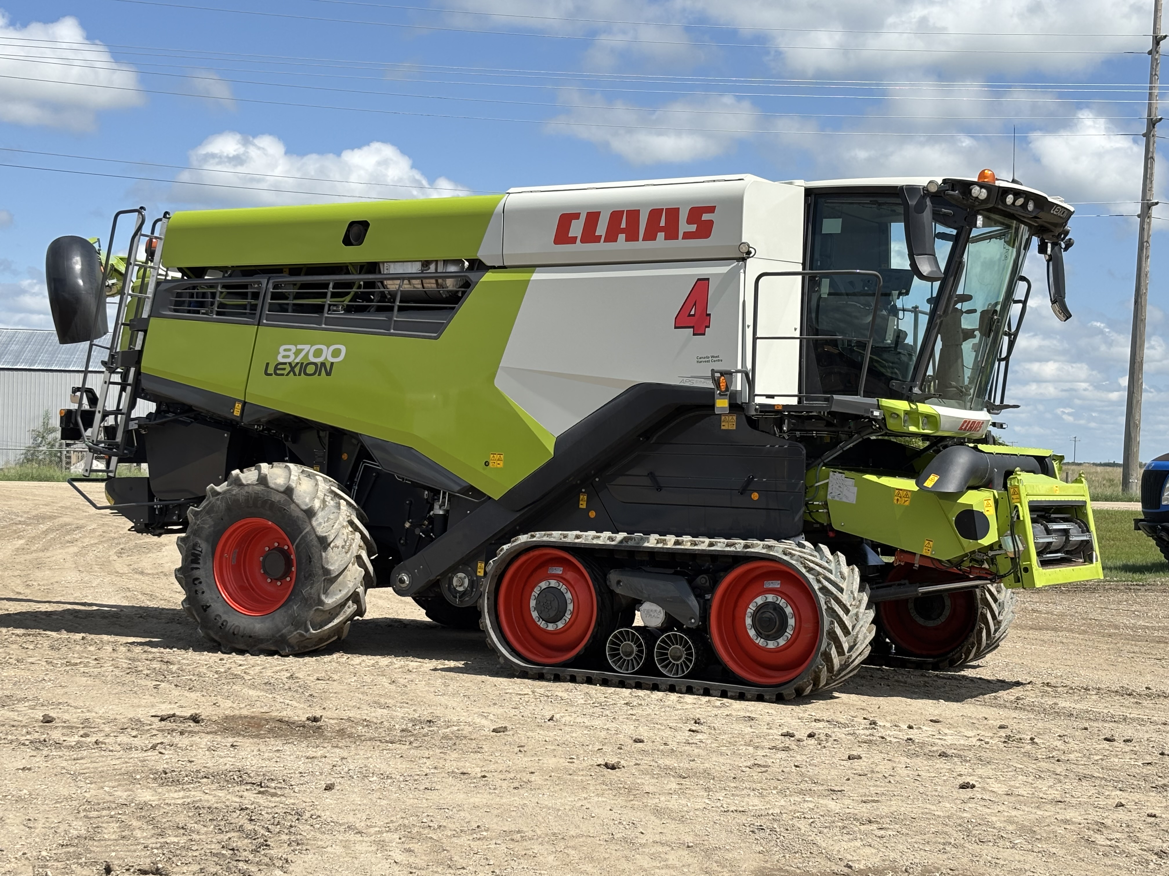 2024 CLAAS 8700TT Combine