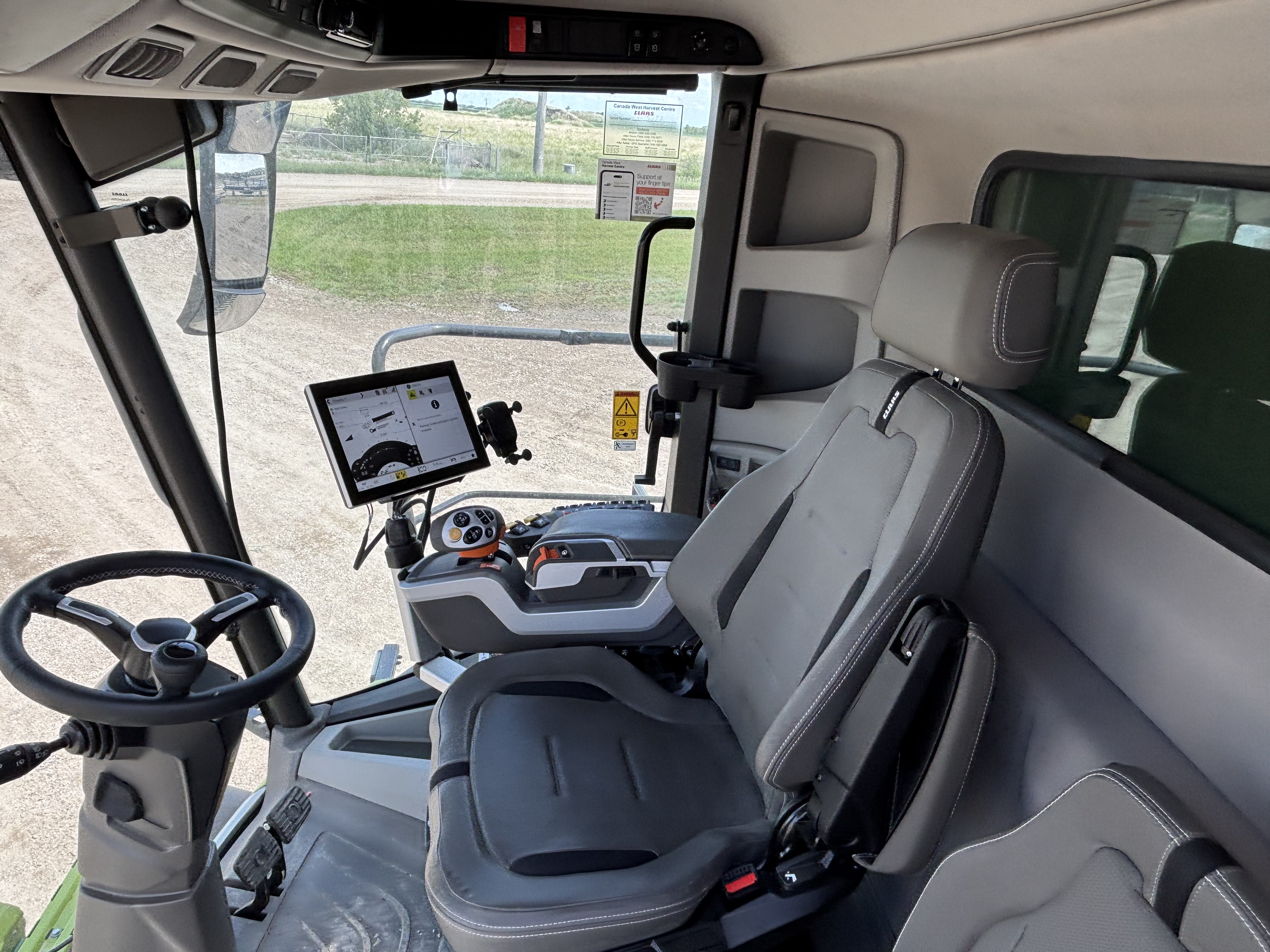 2024 CLAAS 8700TT Combine