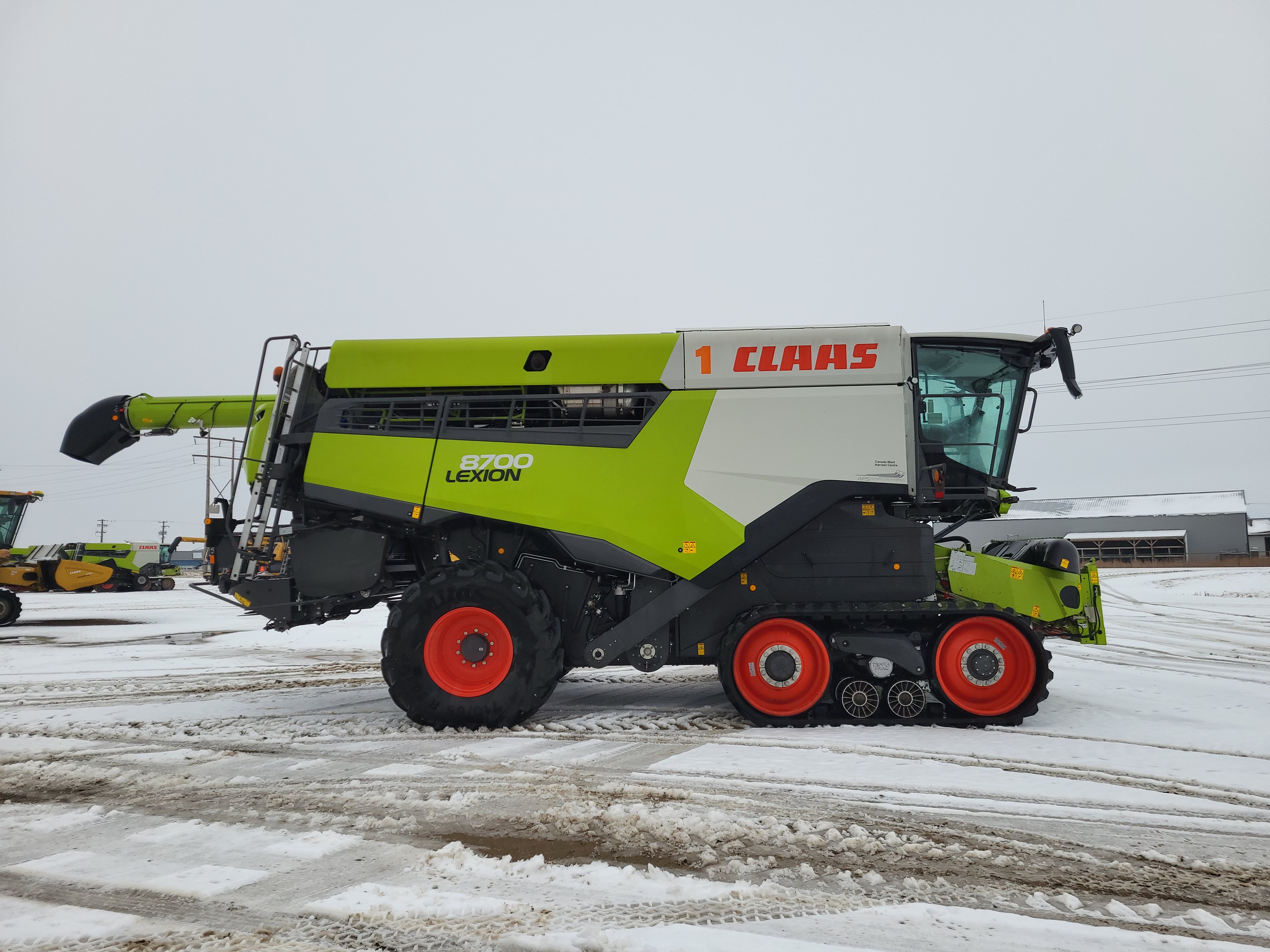 2023 CLAAS 8700TT Combine