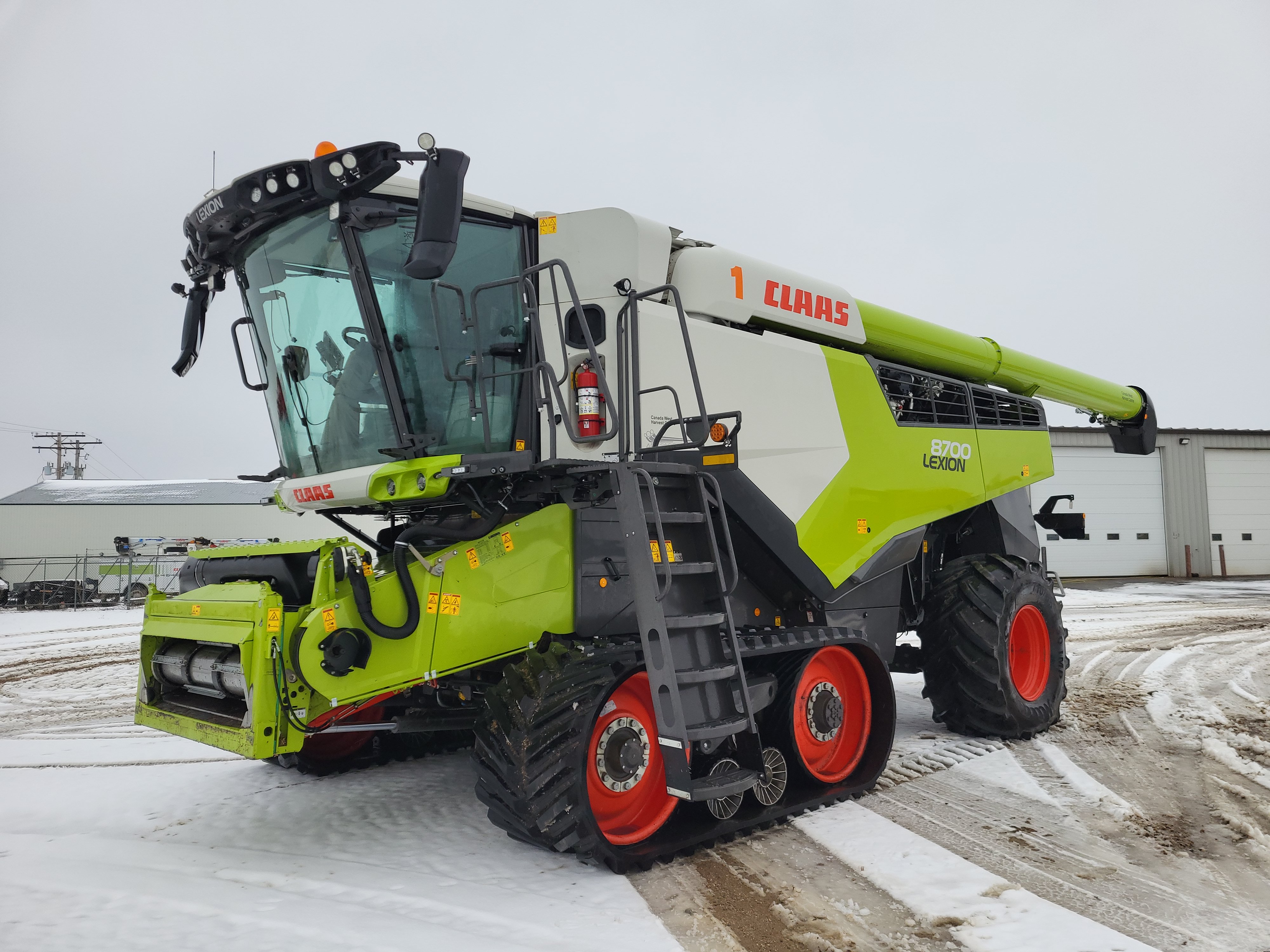 2023 CLAAS 8700TT Combine