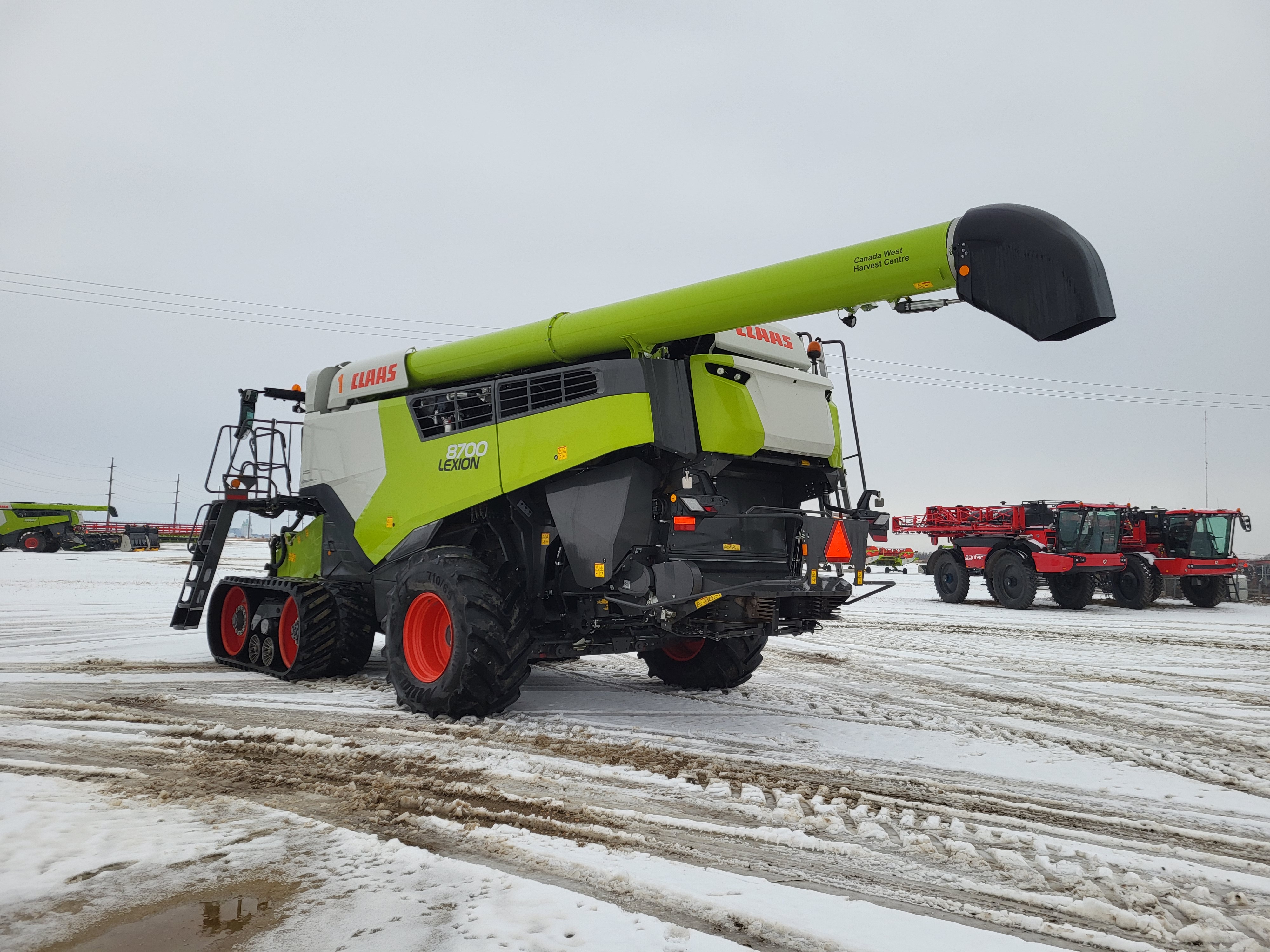 2023 CLAAS 8700TT Combine