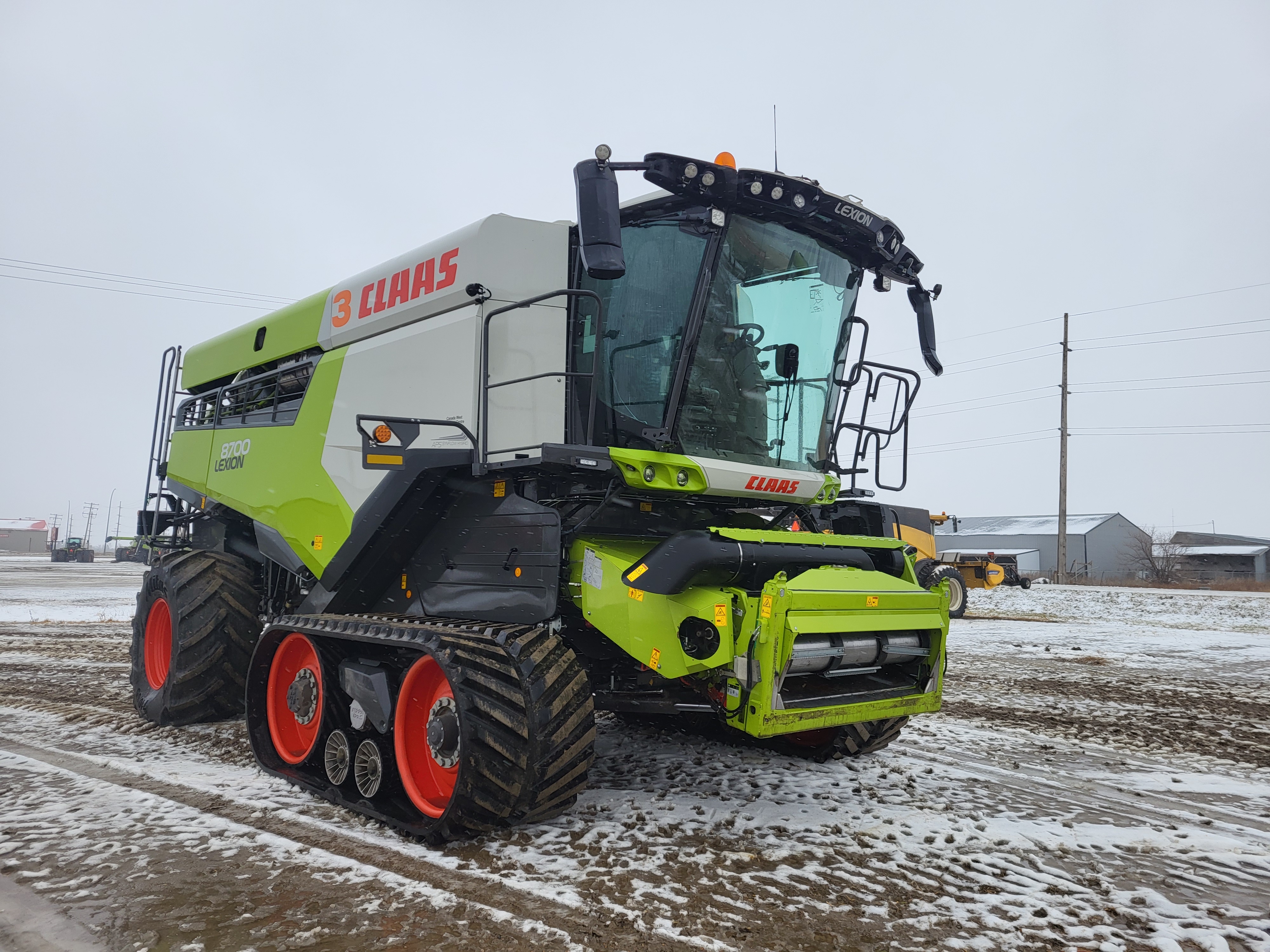 2023 CLAAS 8700TT Combine