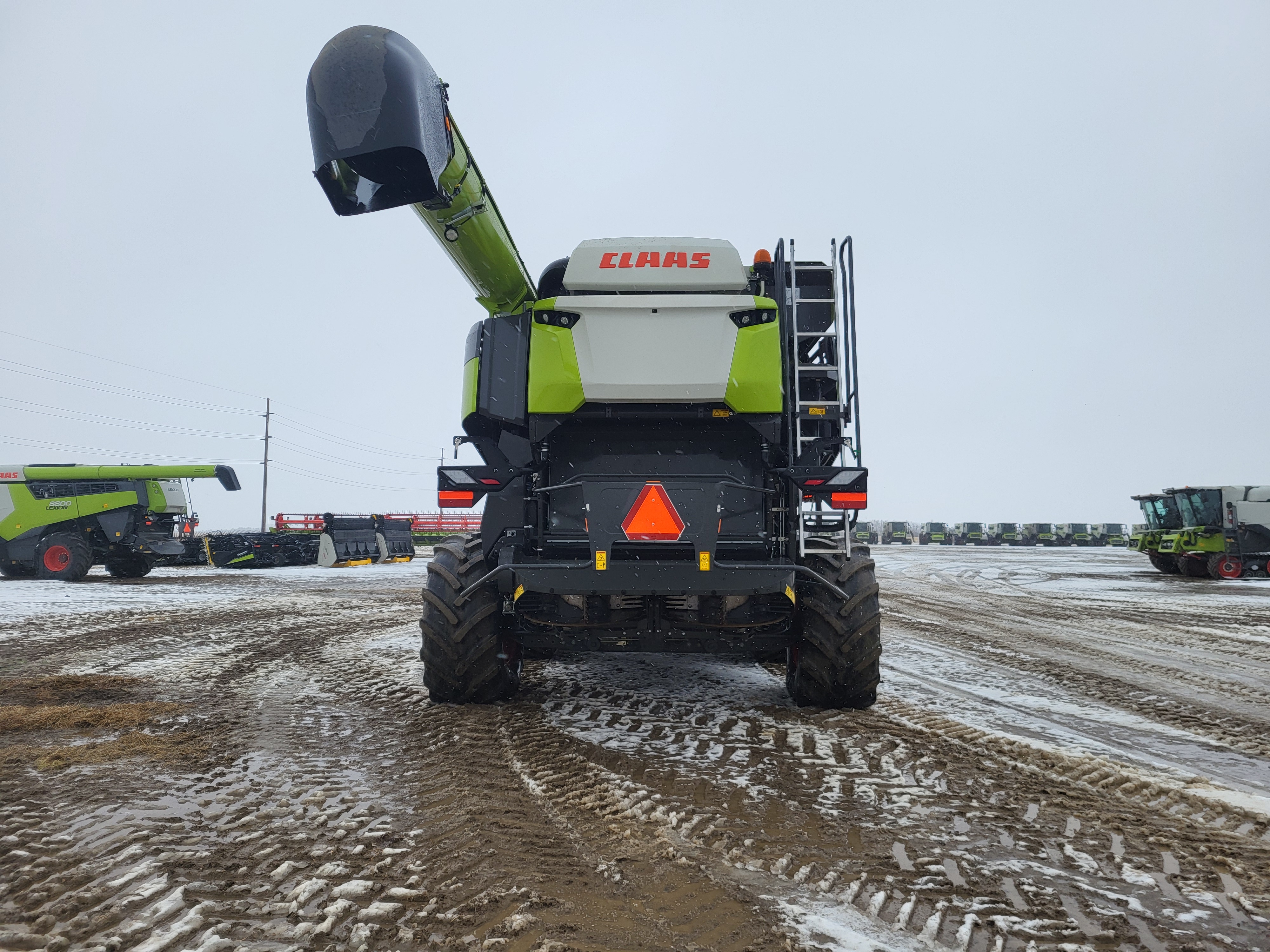 2023 CLAAS 8700TT Combine