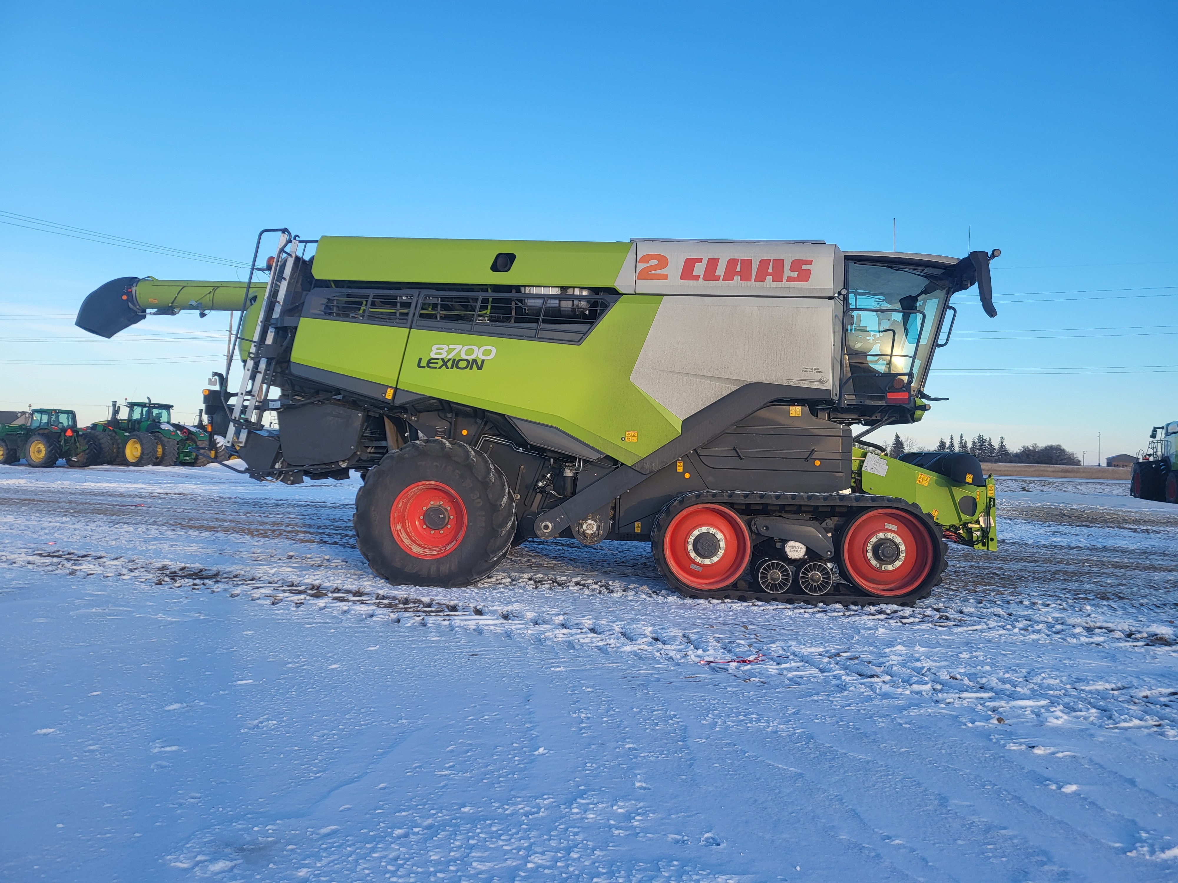 2023 CLAAS 8700TT Combine