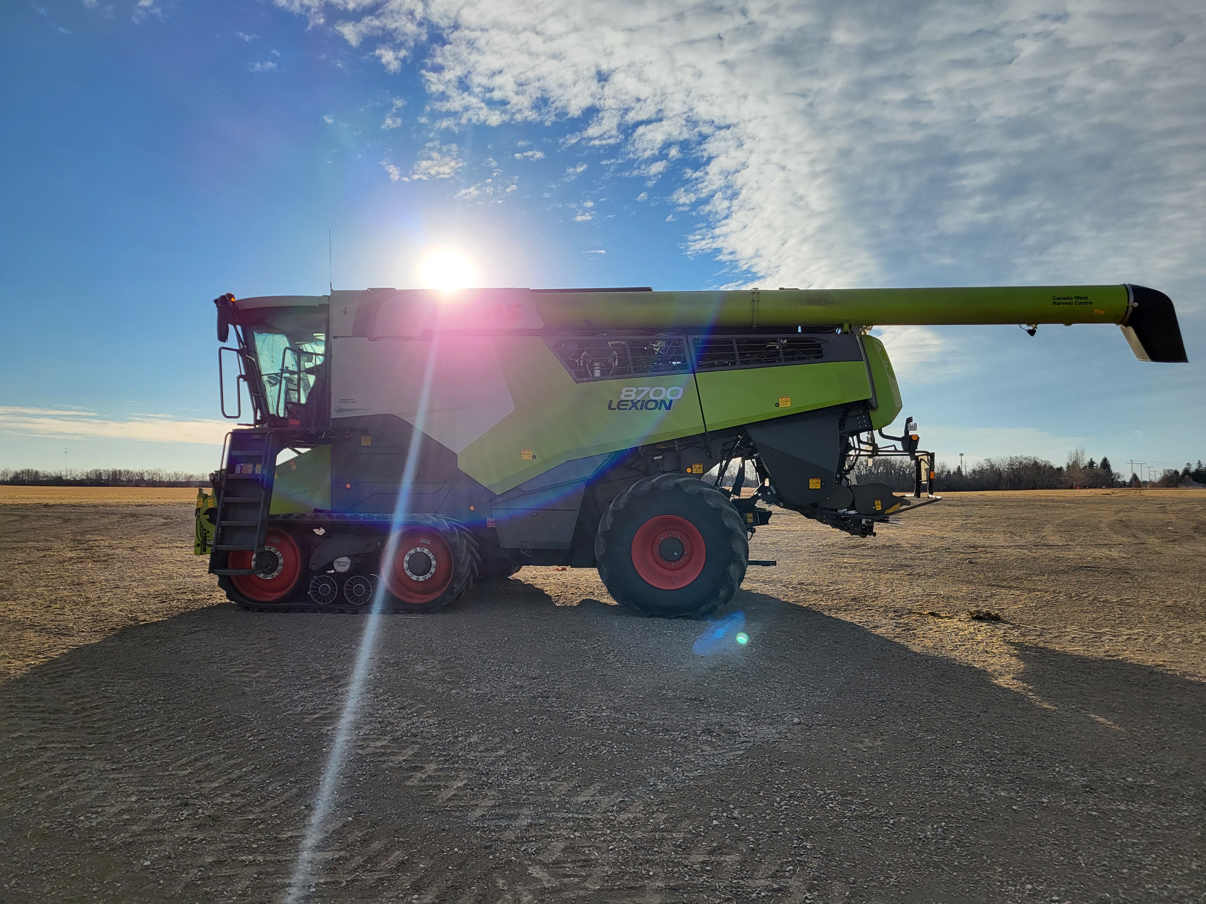 2022 CLAAS 8700TT Combine