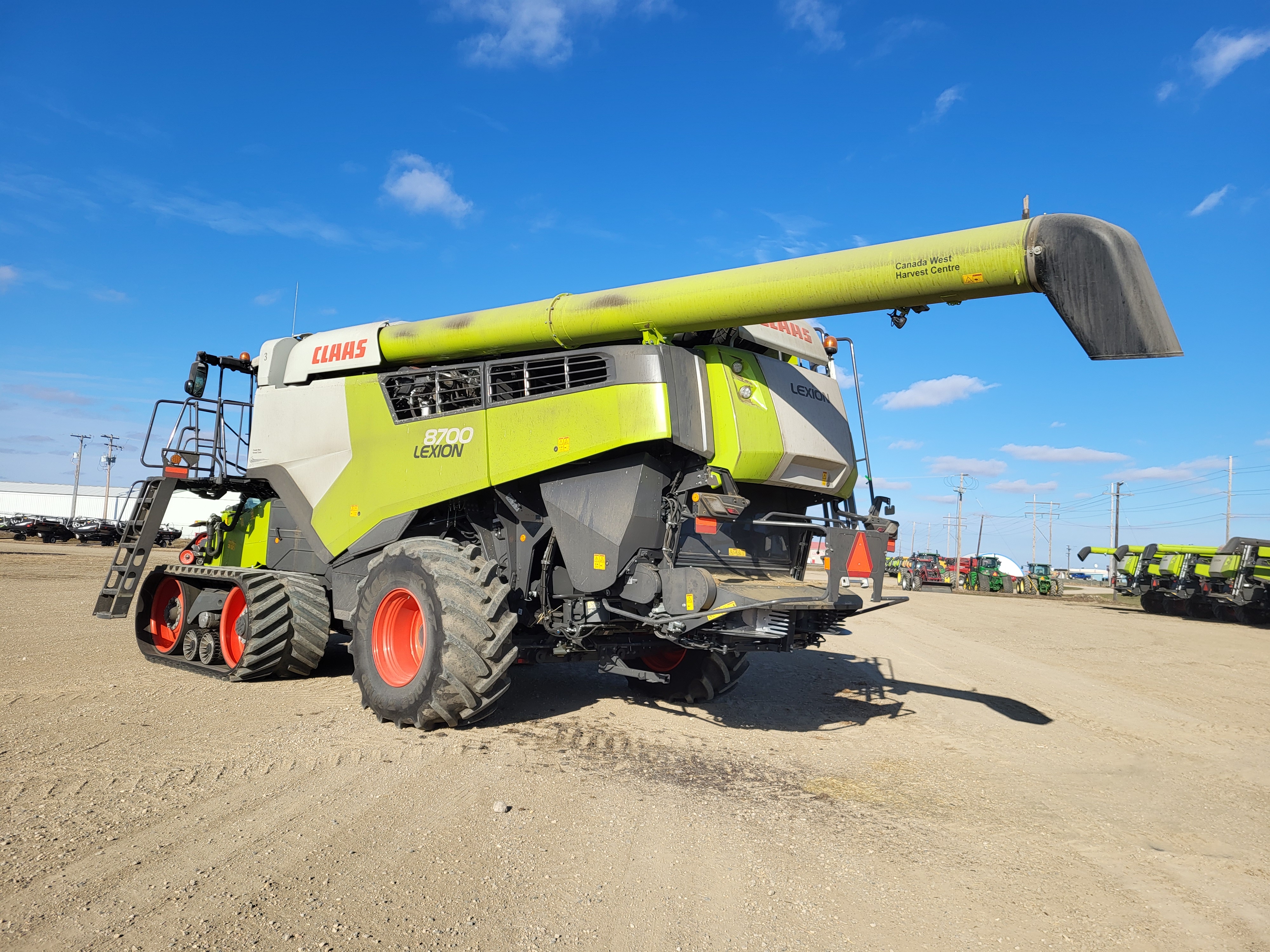 2022 CLAAS 8700TT Combine