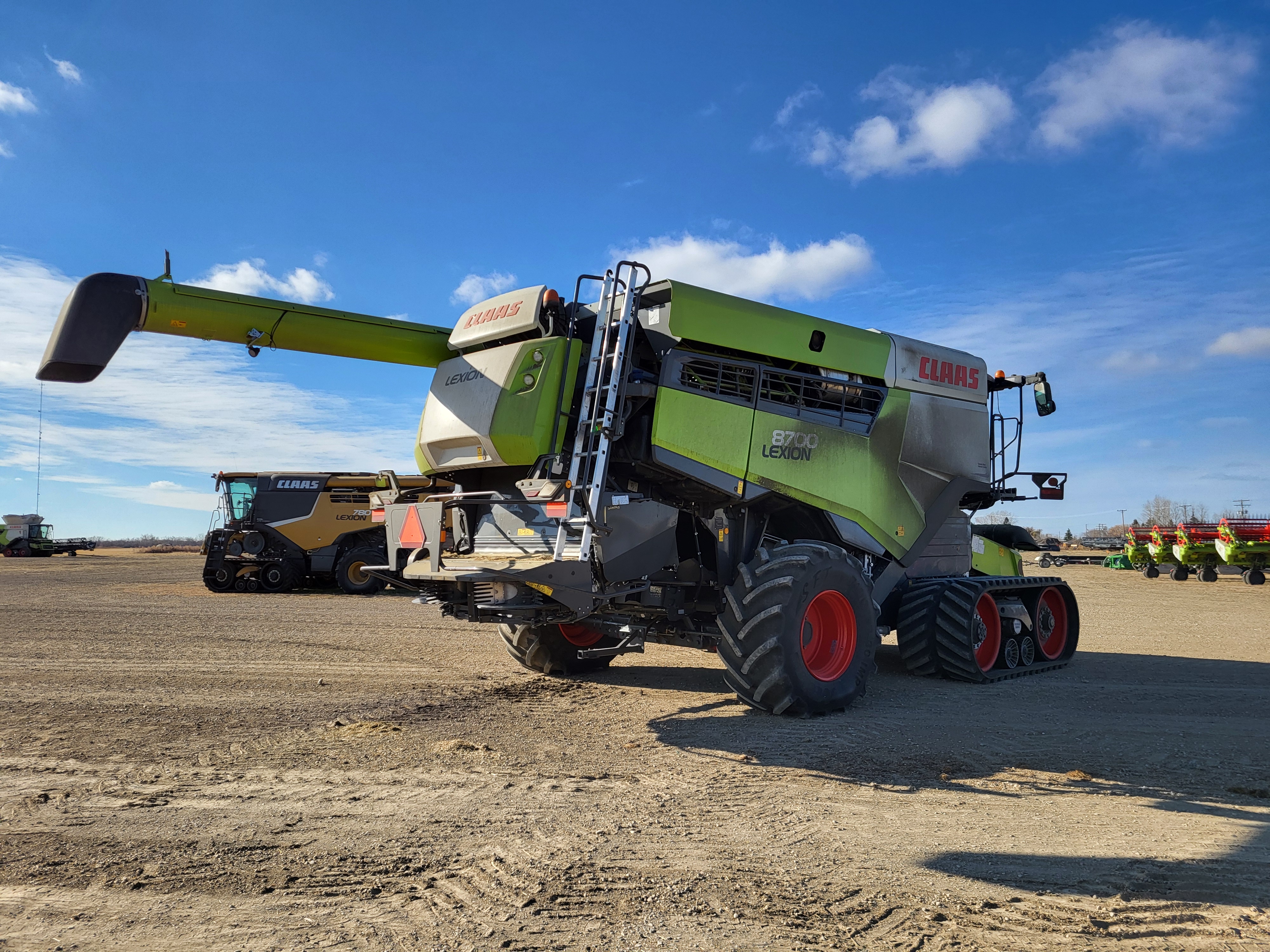 2022 CLAAS 8700TT Combine