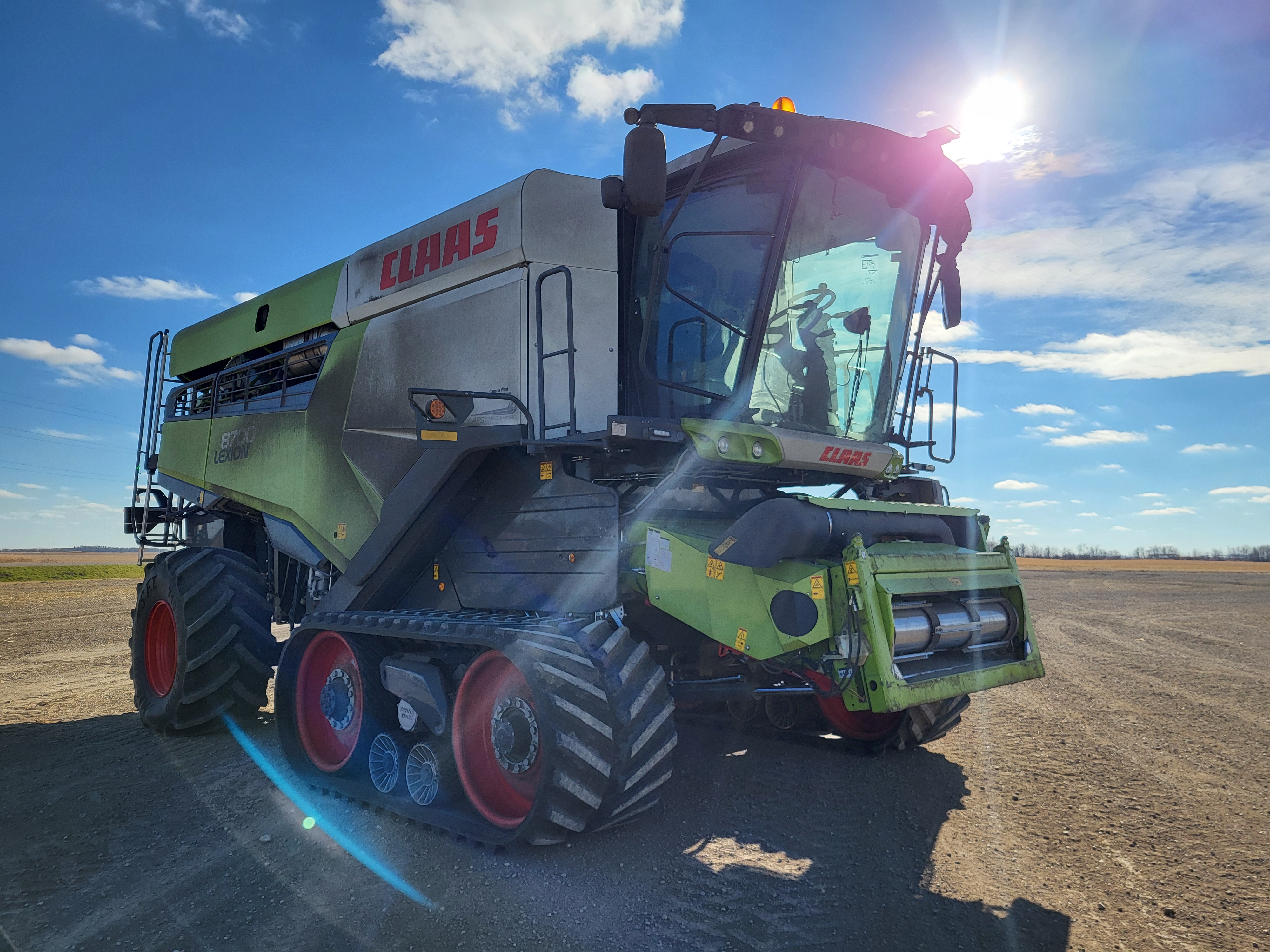 2022 CLAAS 8700TT Combine