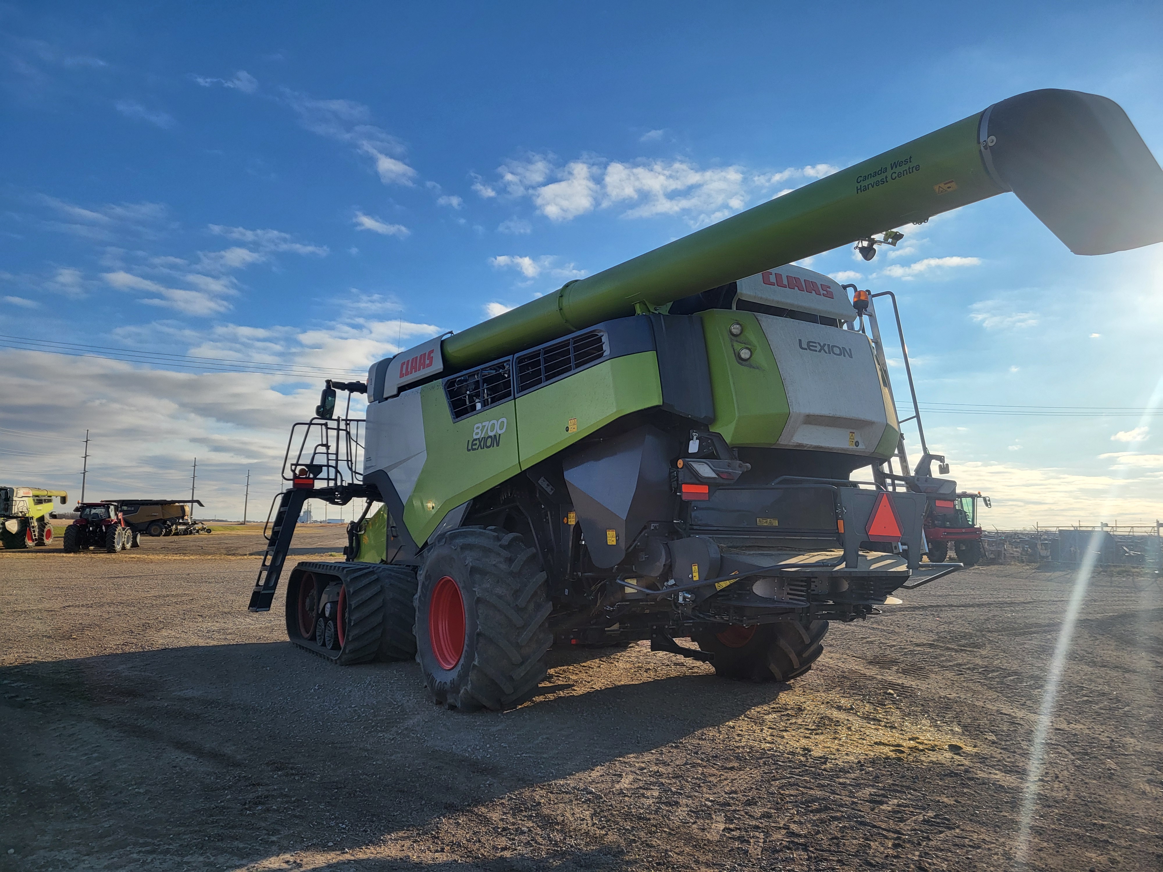 2022 CLAAS 8700TT Combine