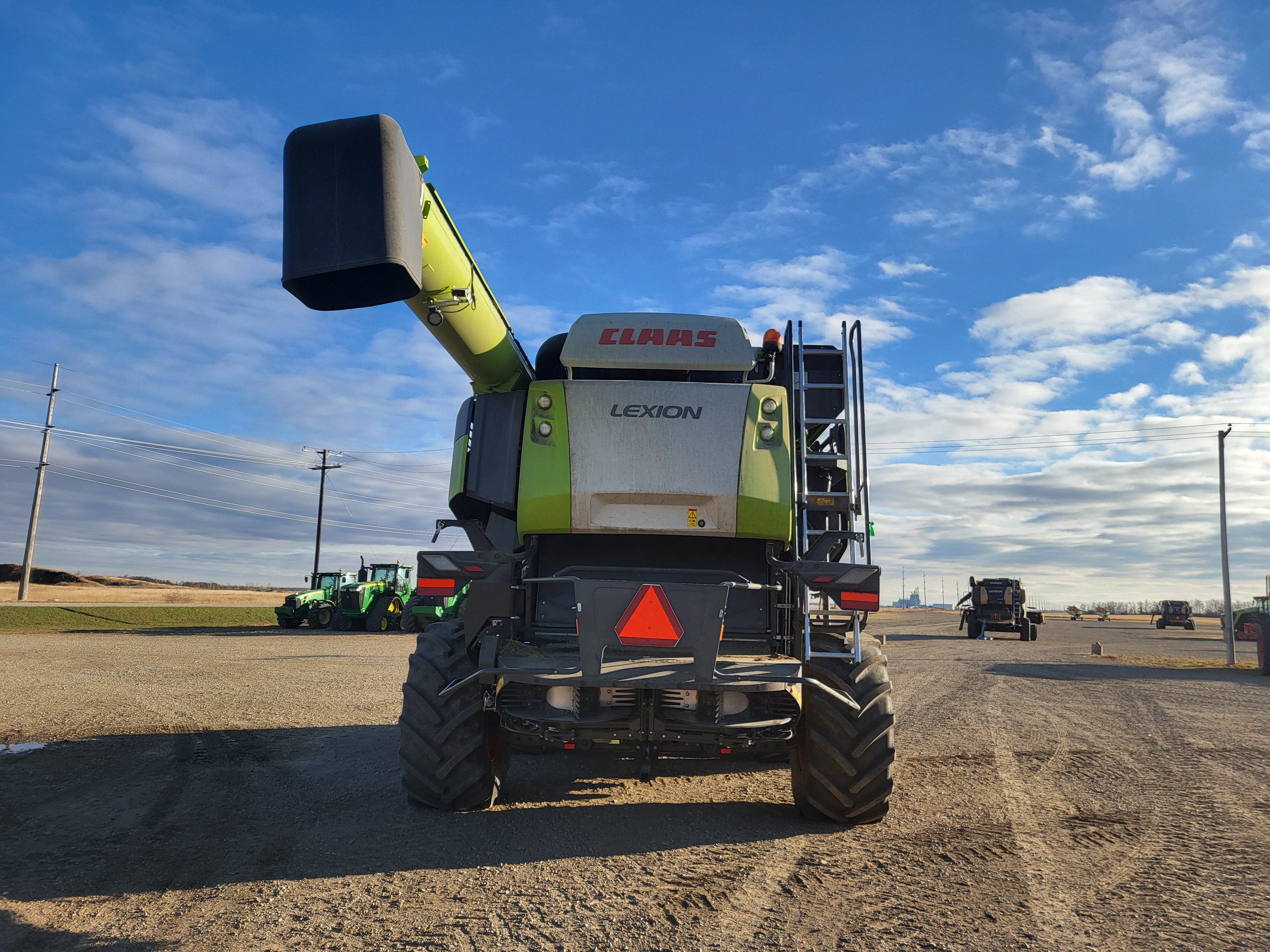 2022 CLAAS 8700TT Combine