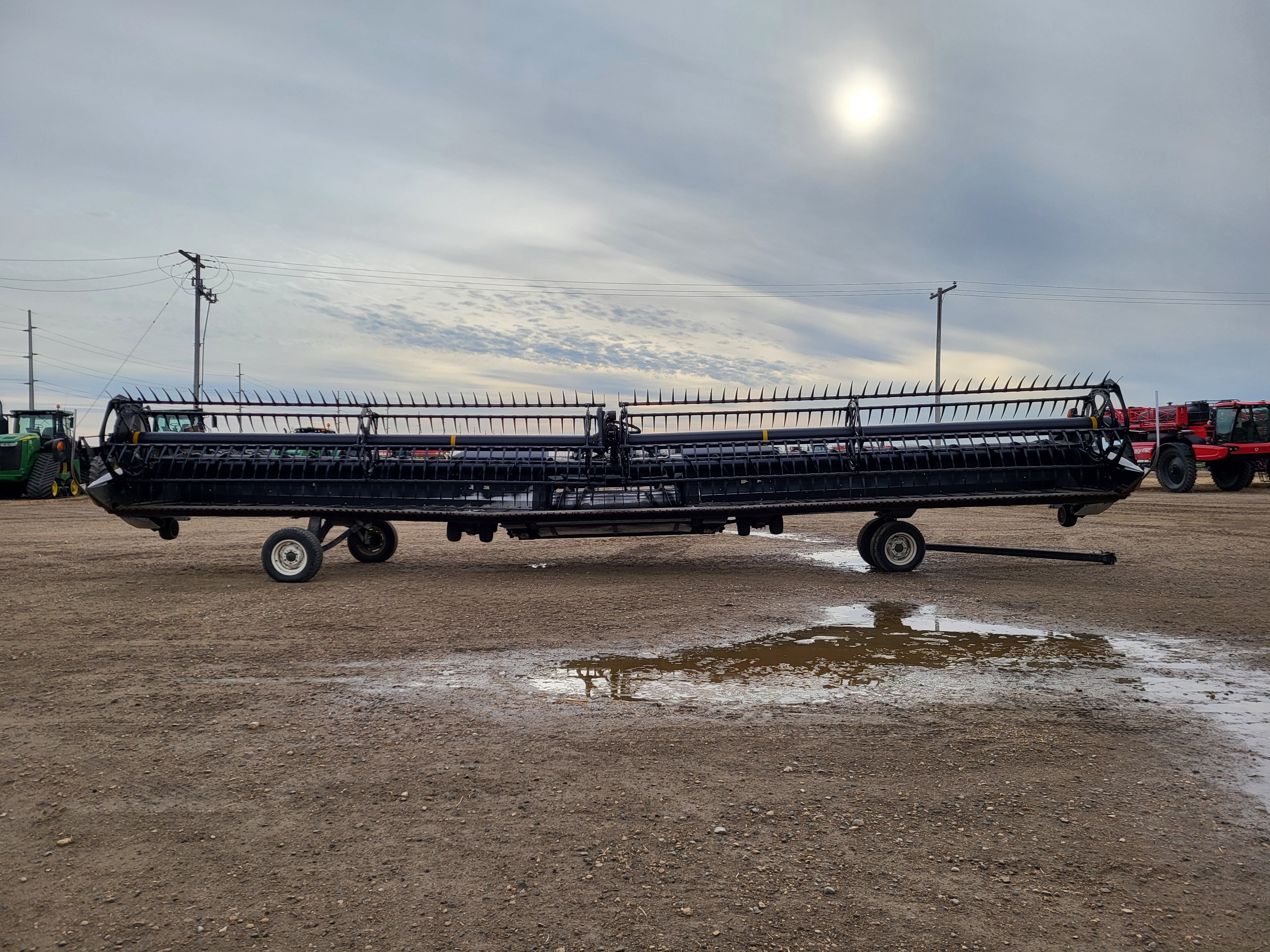 2015 MacDon FD75-40 Header Combine