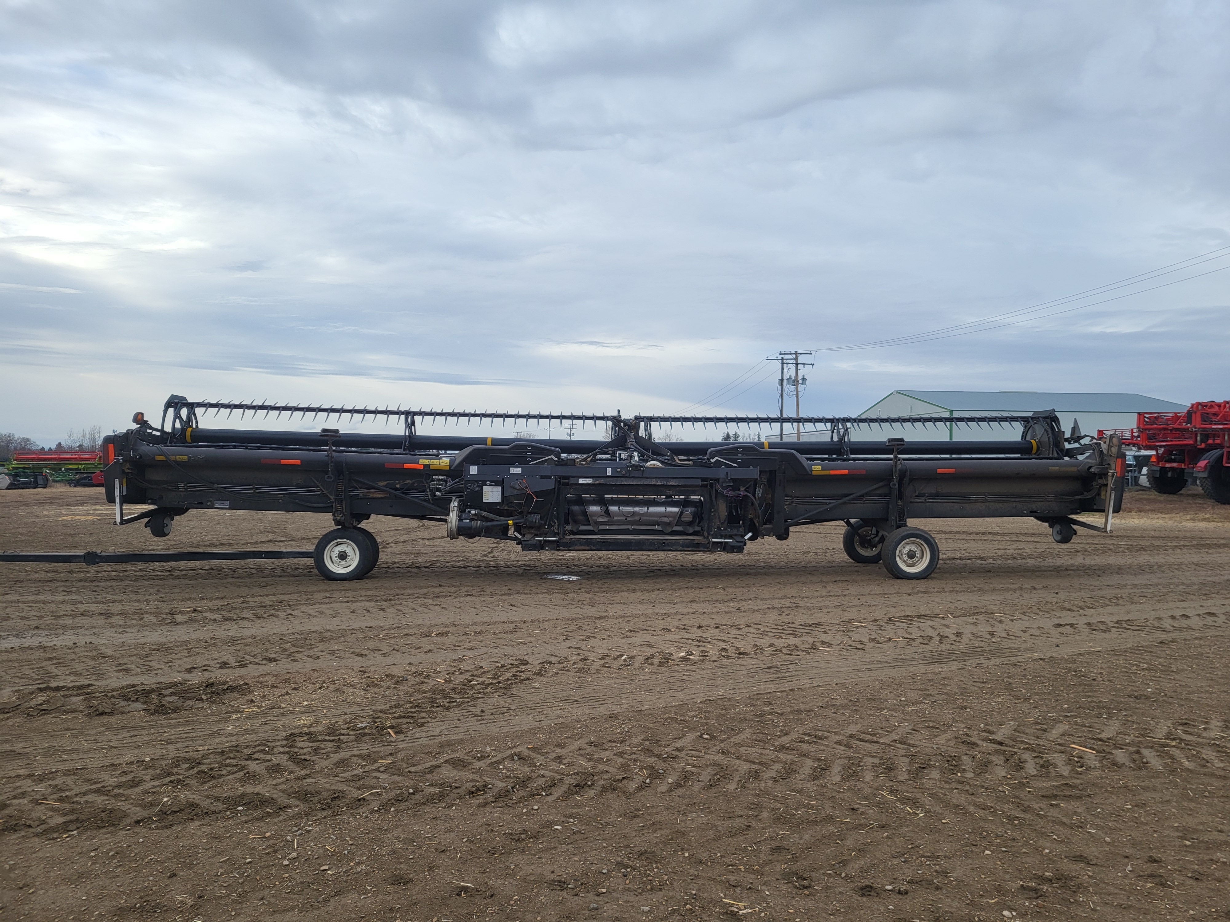 2015 MacDon FD75-40 Header Combine