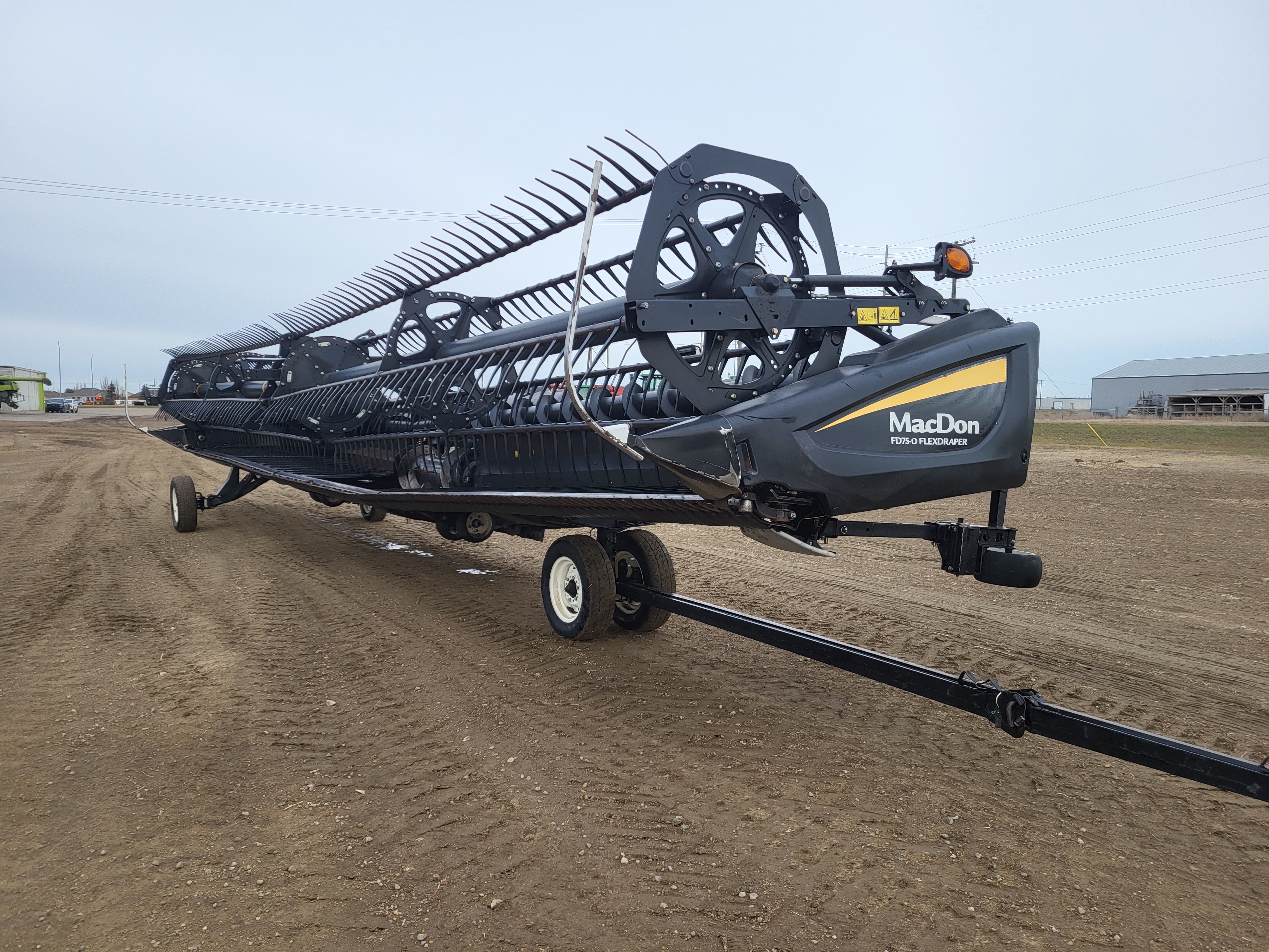 2013 MacDon FD75-40 Header Combine