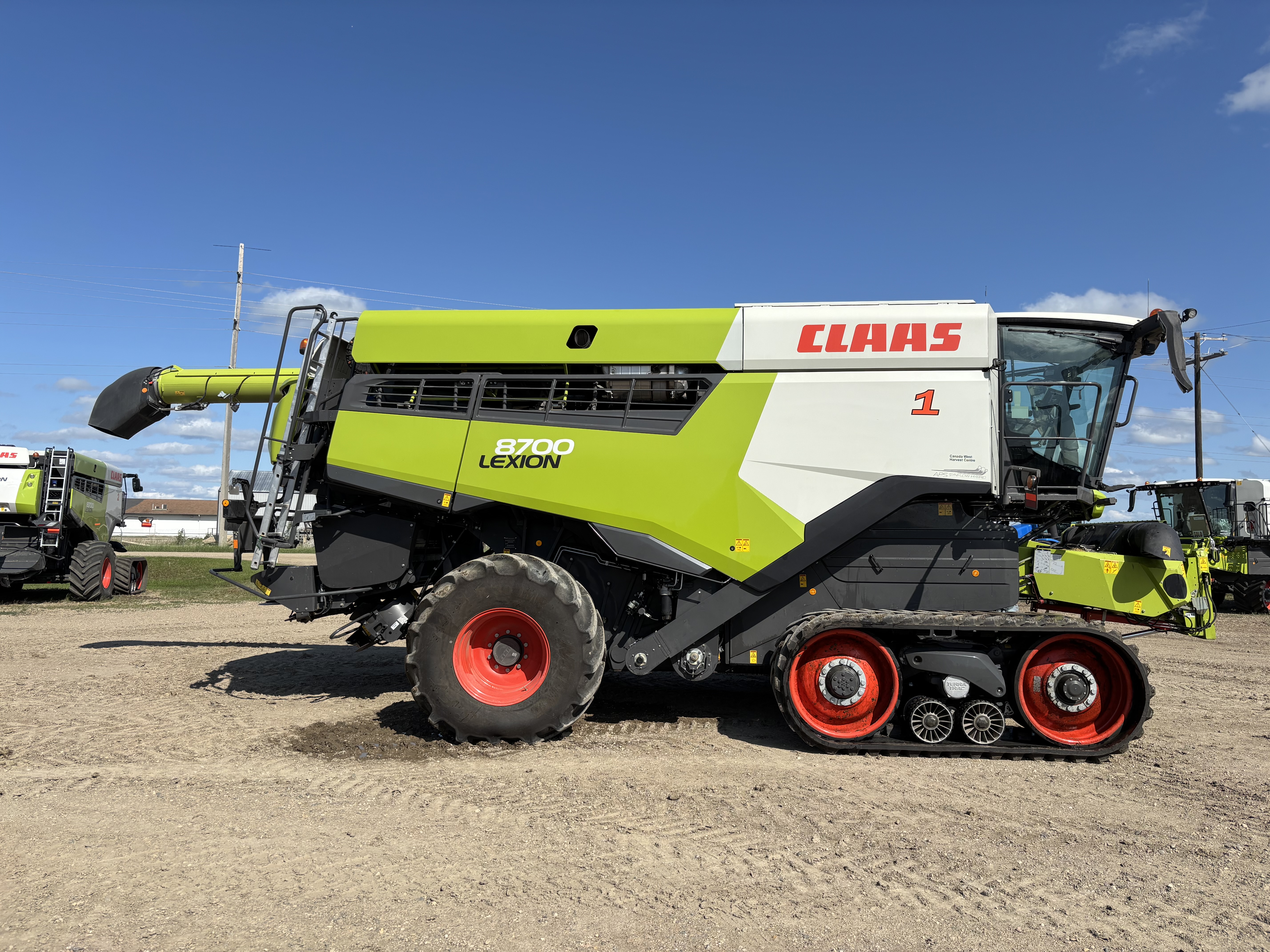 2023 CLAAS 8700TT Combine