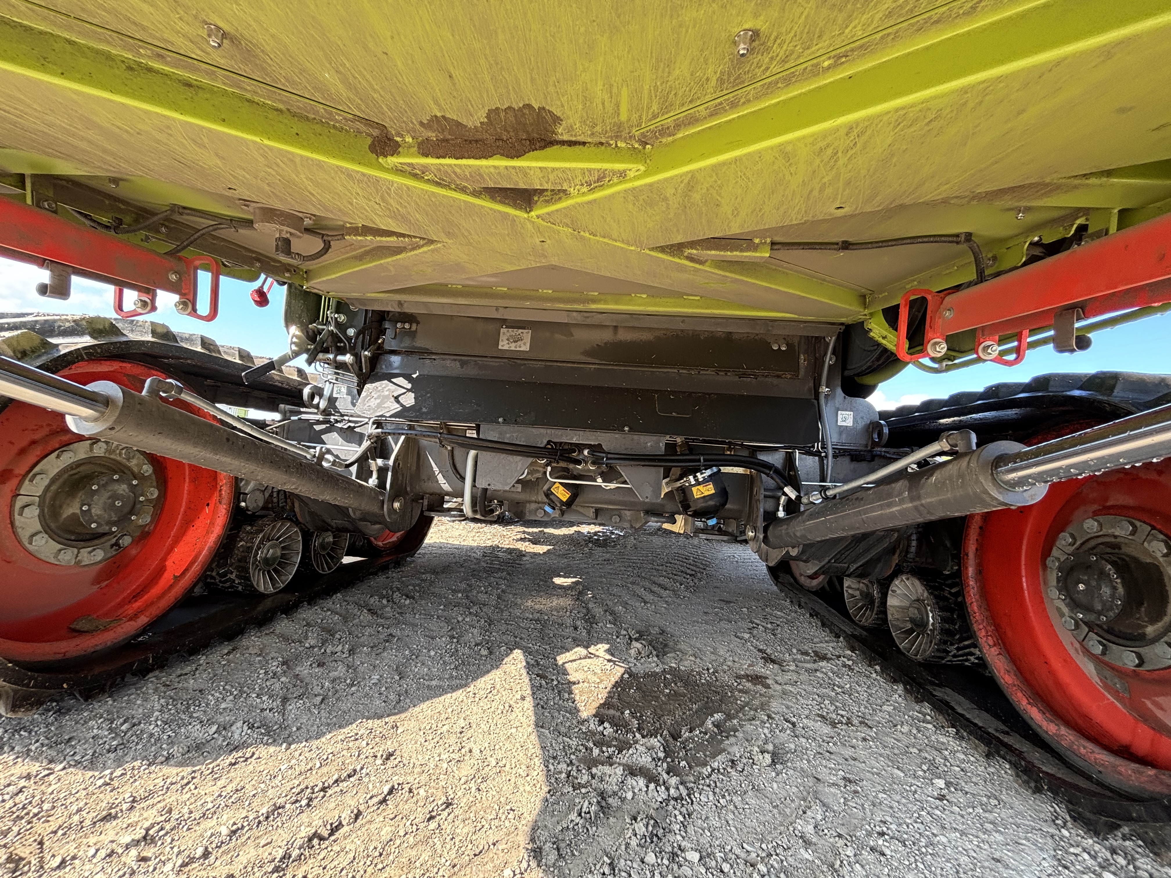 2023 CLAAS 8700TT Combine