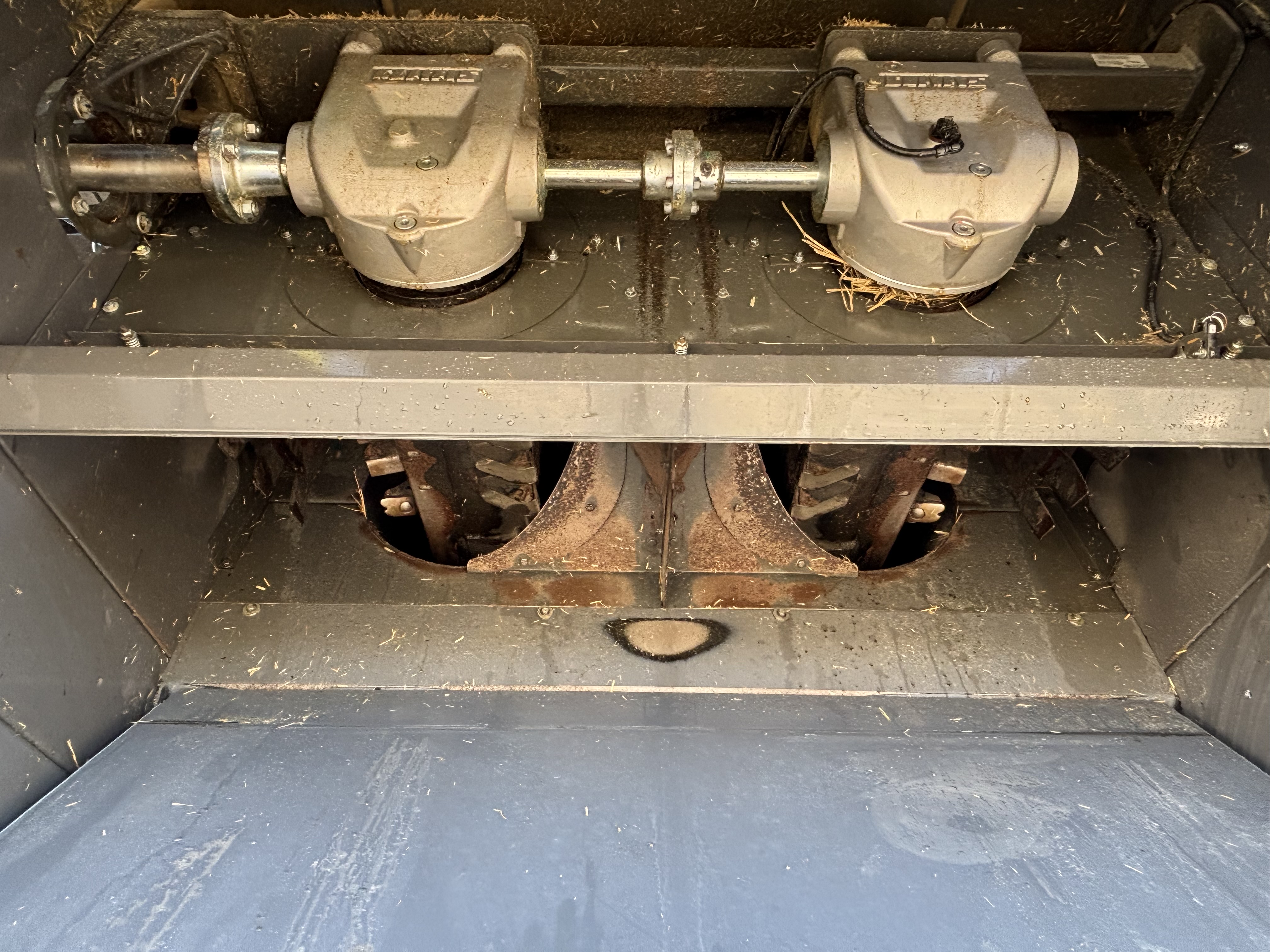 2023 CLAAS 8700TT Combine