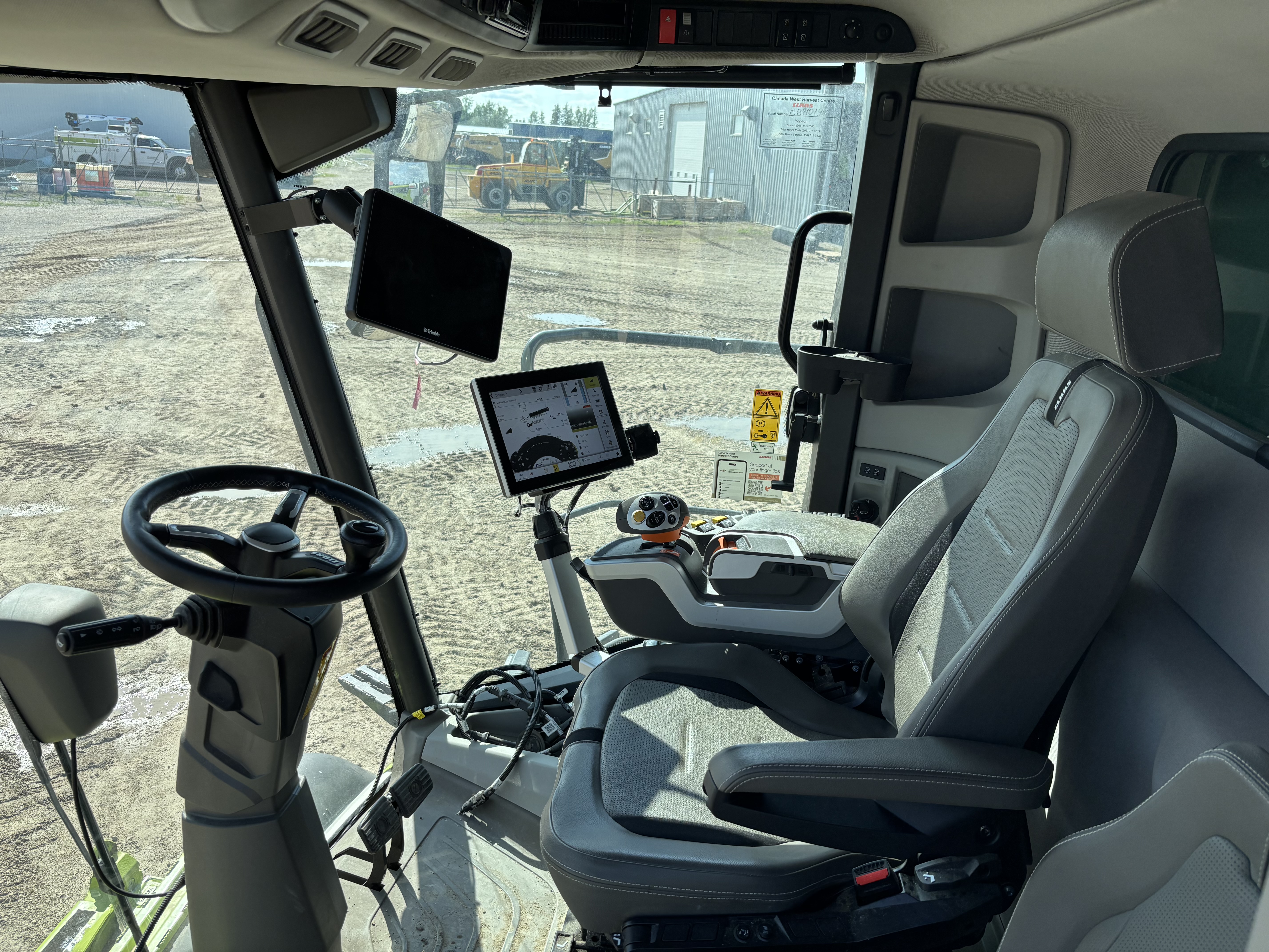 2023 CLAAS 8700TT Combine