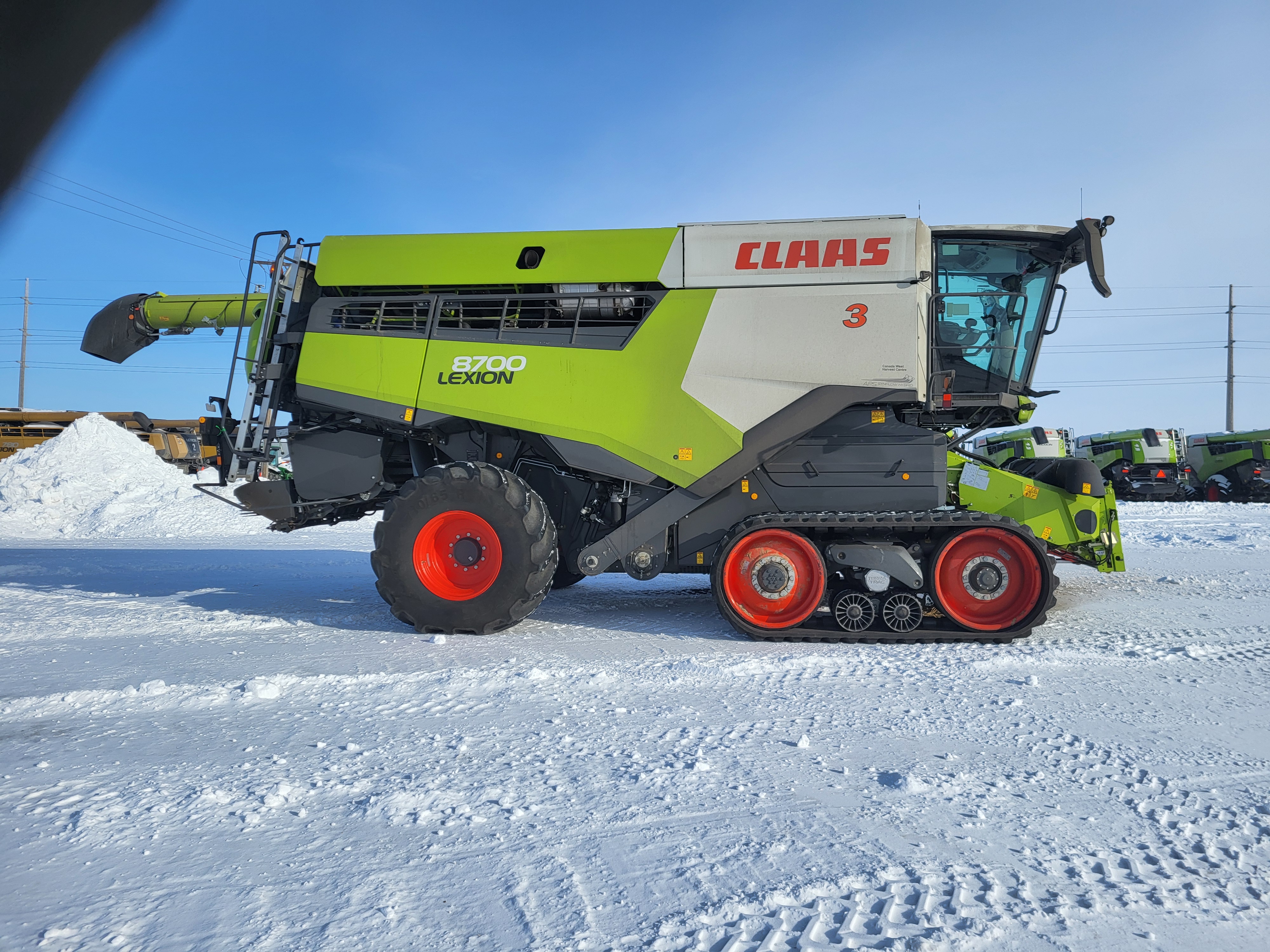 2023 CLAAS 8700TT Combine