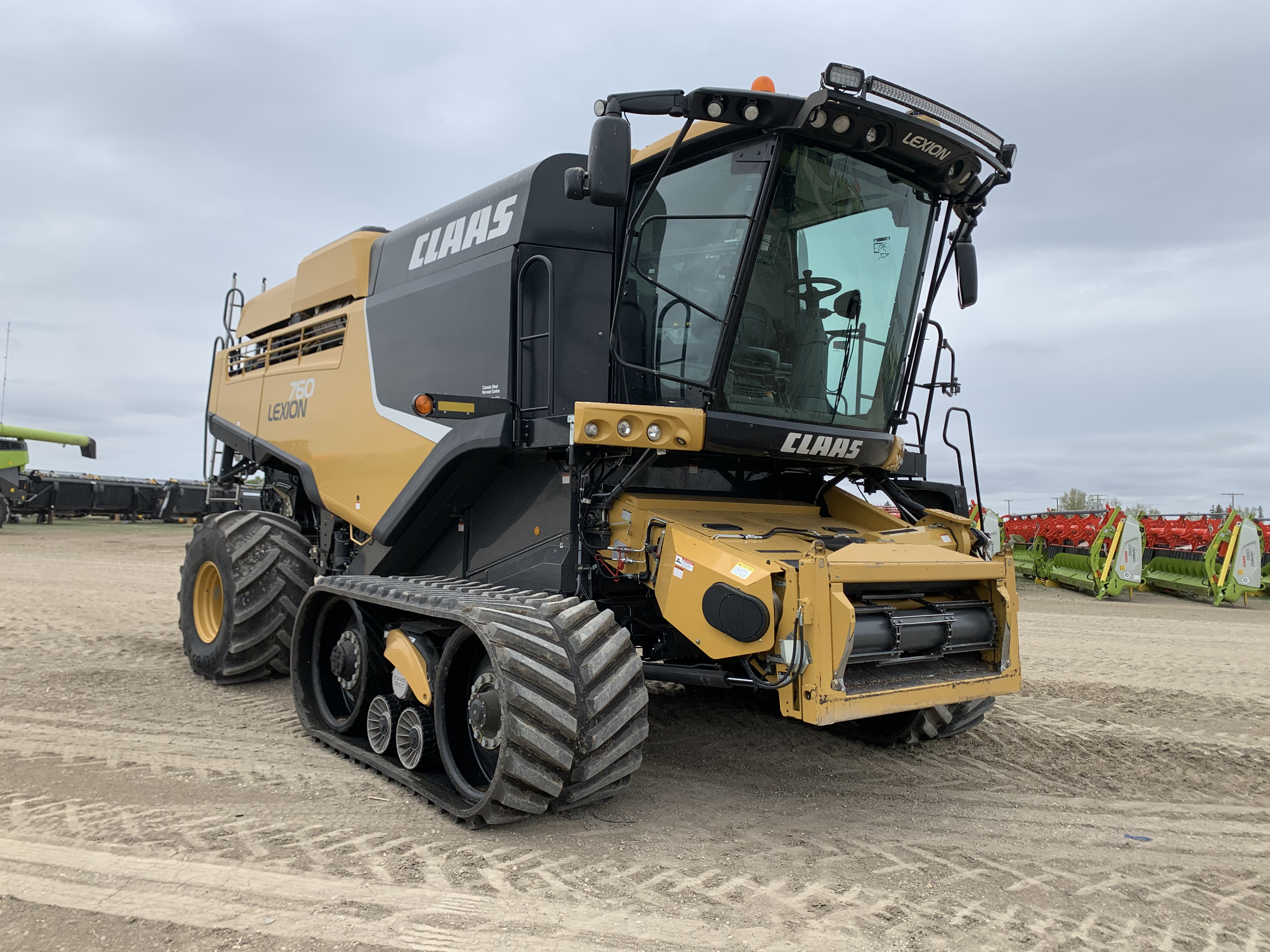 2018 CLAAS 760TT Combine