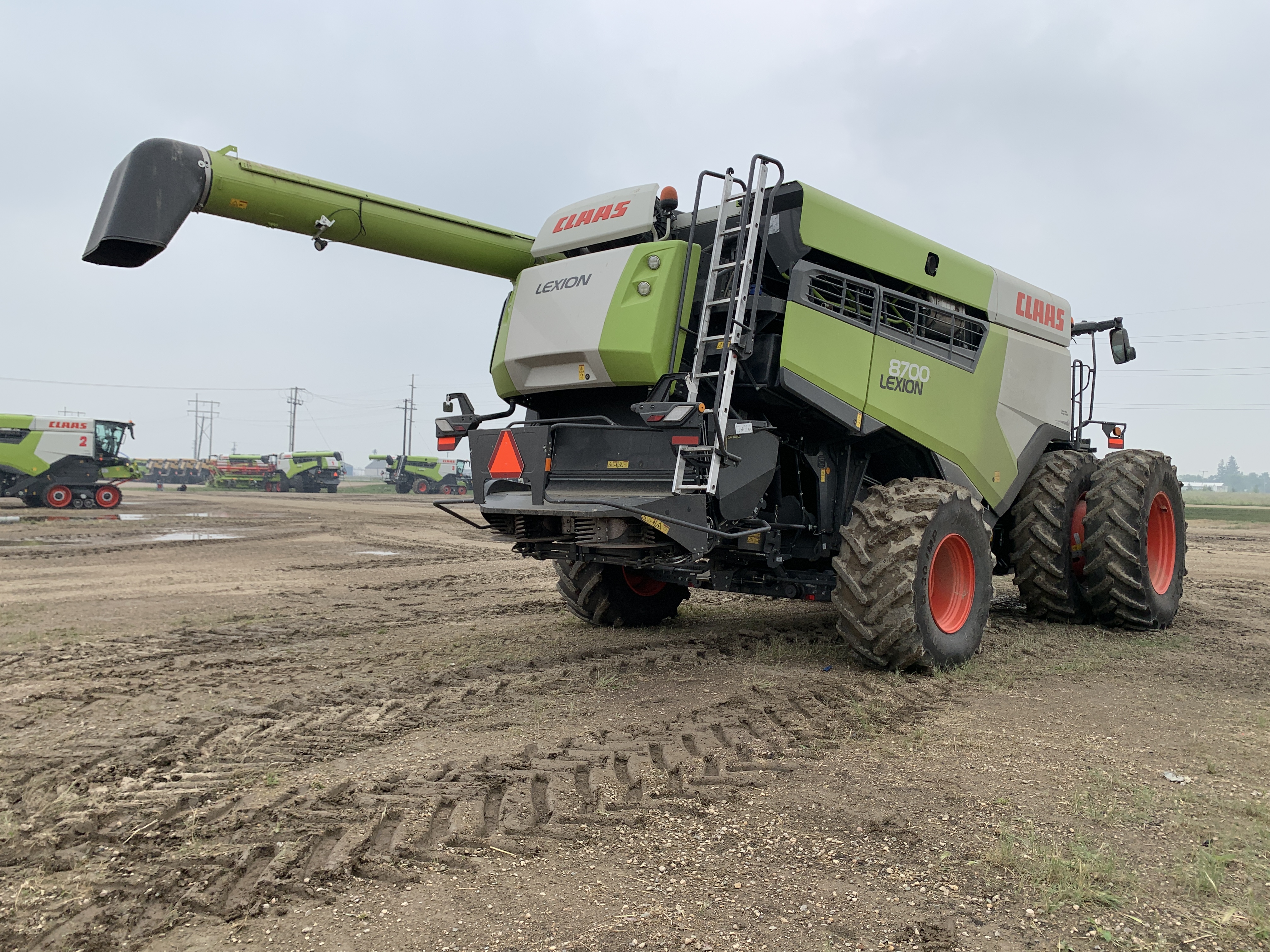 2022 CLAAS 8700 Combine