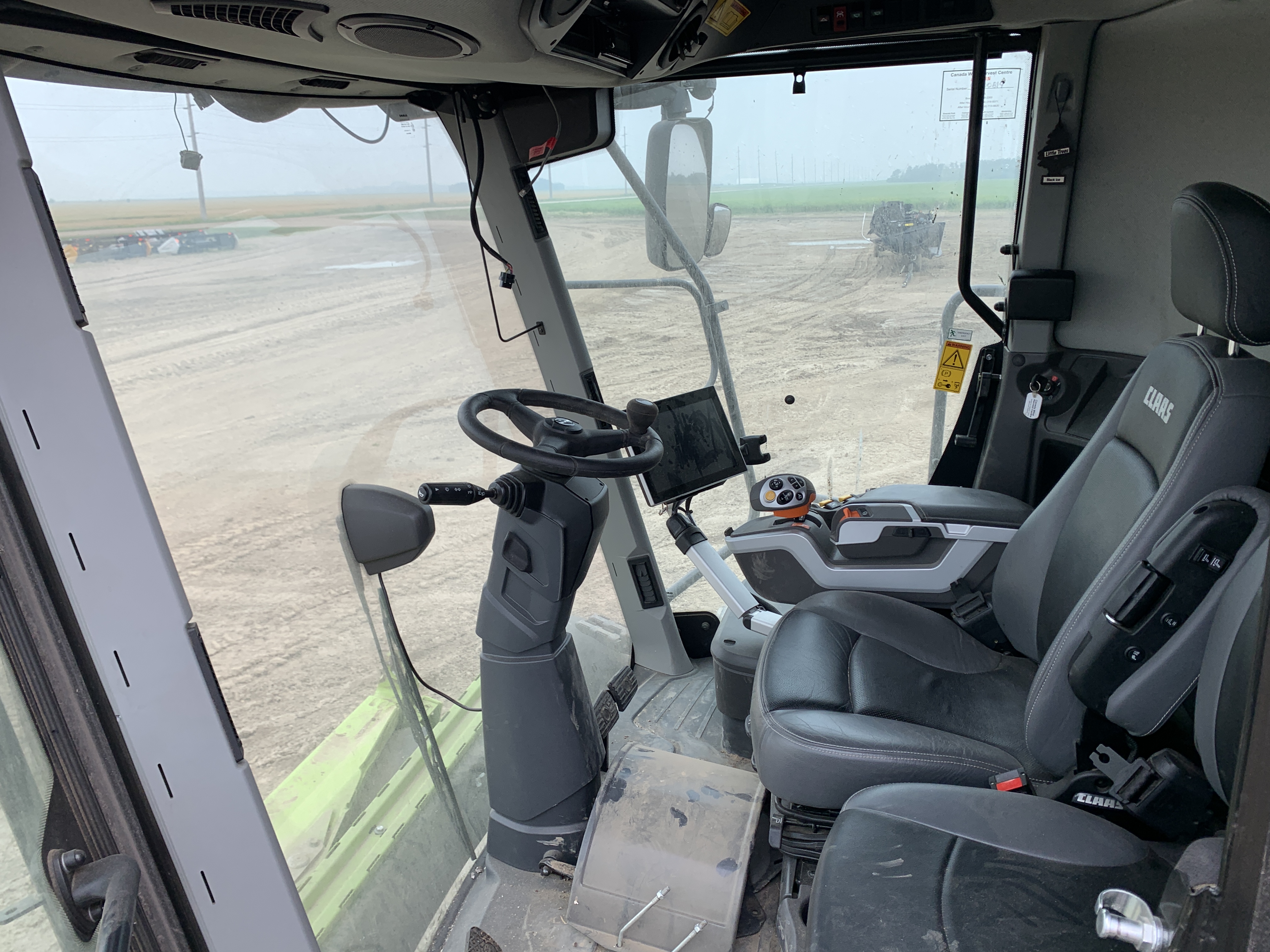 2022 CLAAS 8700 Combine