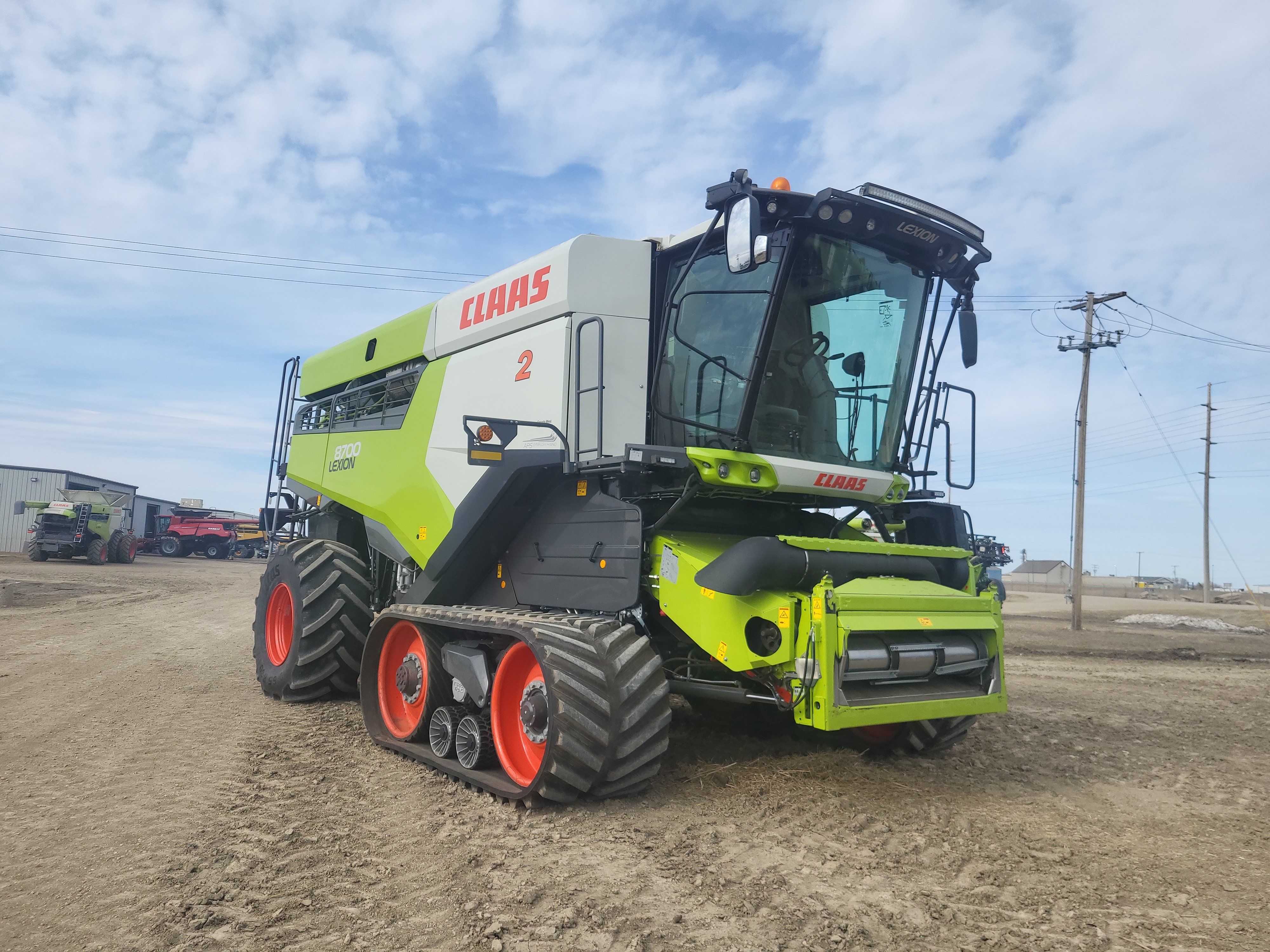 2022 CLAAS 8700TT Combine