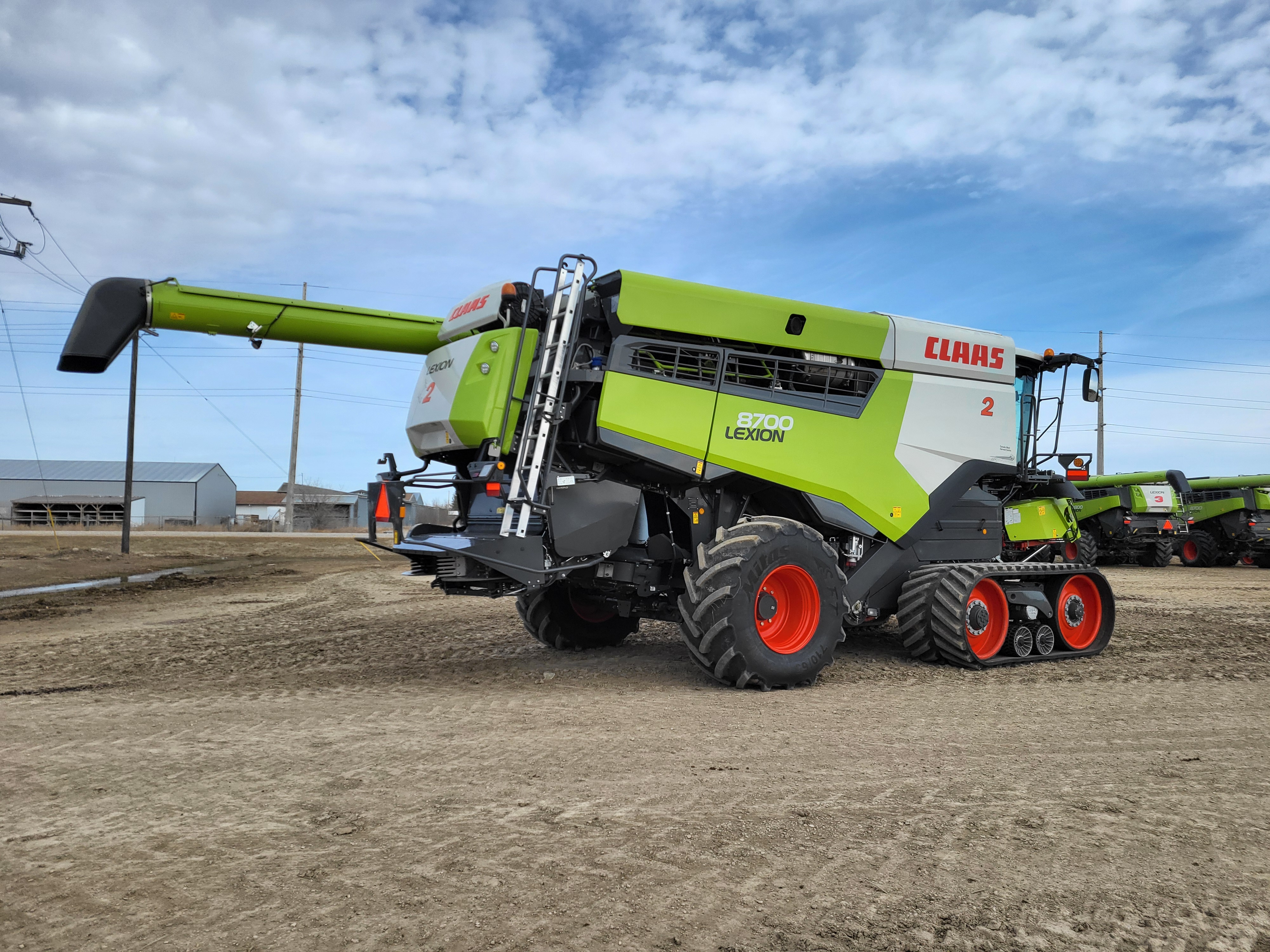2022 CLAAS 8700TT Combine