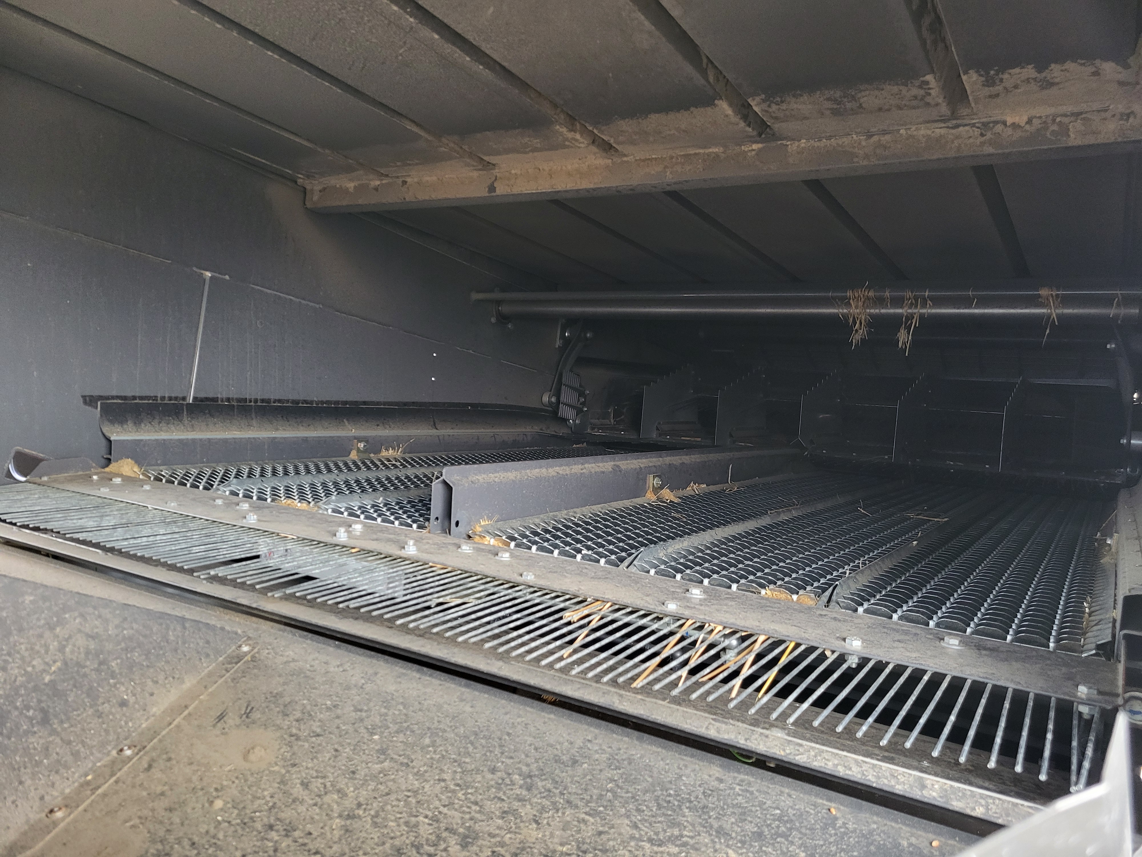 2022 CLAAS 8700TT Combine