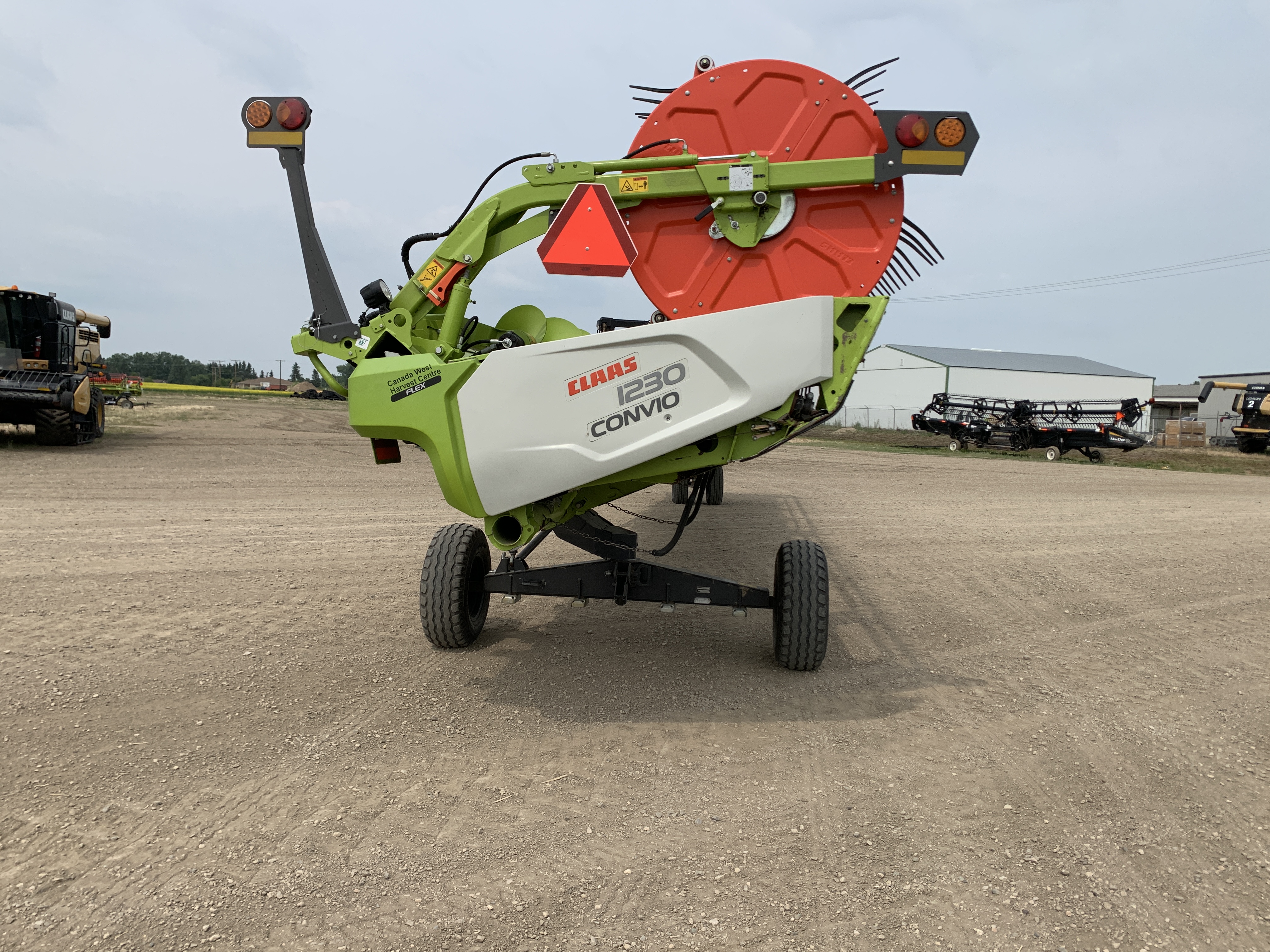 2022 CLAAS Convio 1230 Header Combine