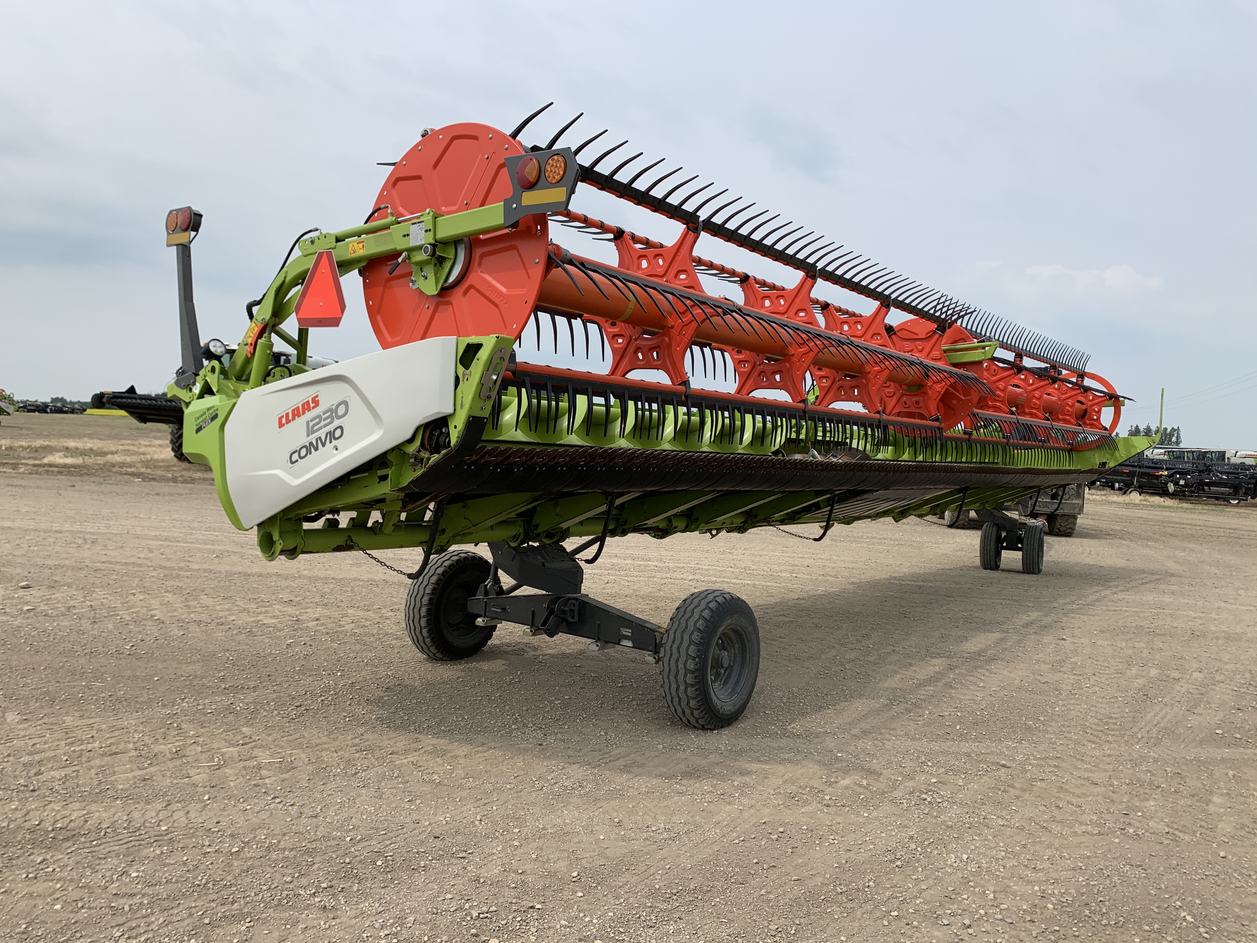 2022 CLAAS Convio 1230 Header Combine