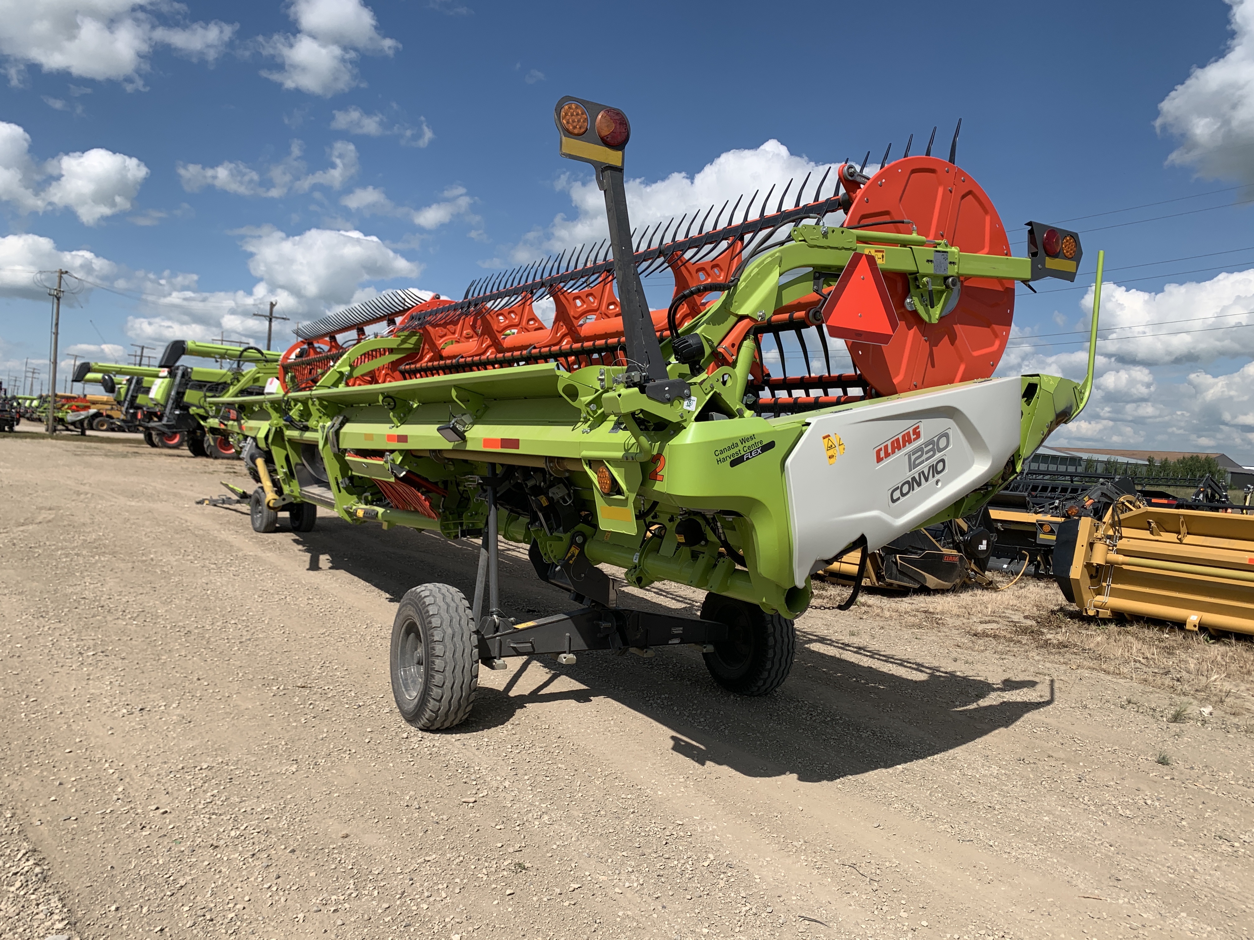 2022 CLAAS Convio 1230 Header Combine