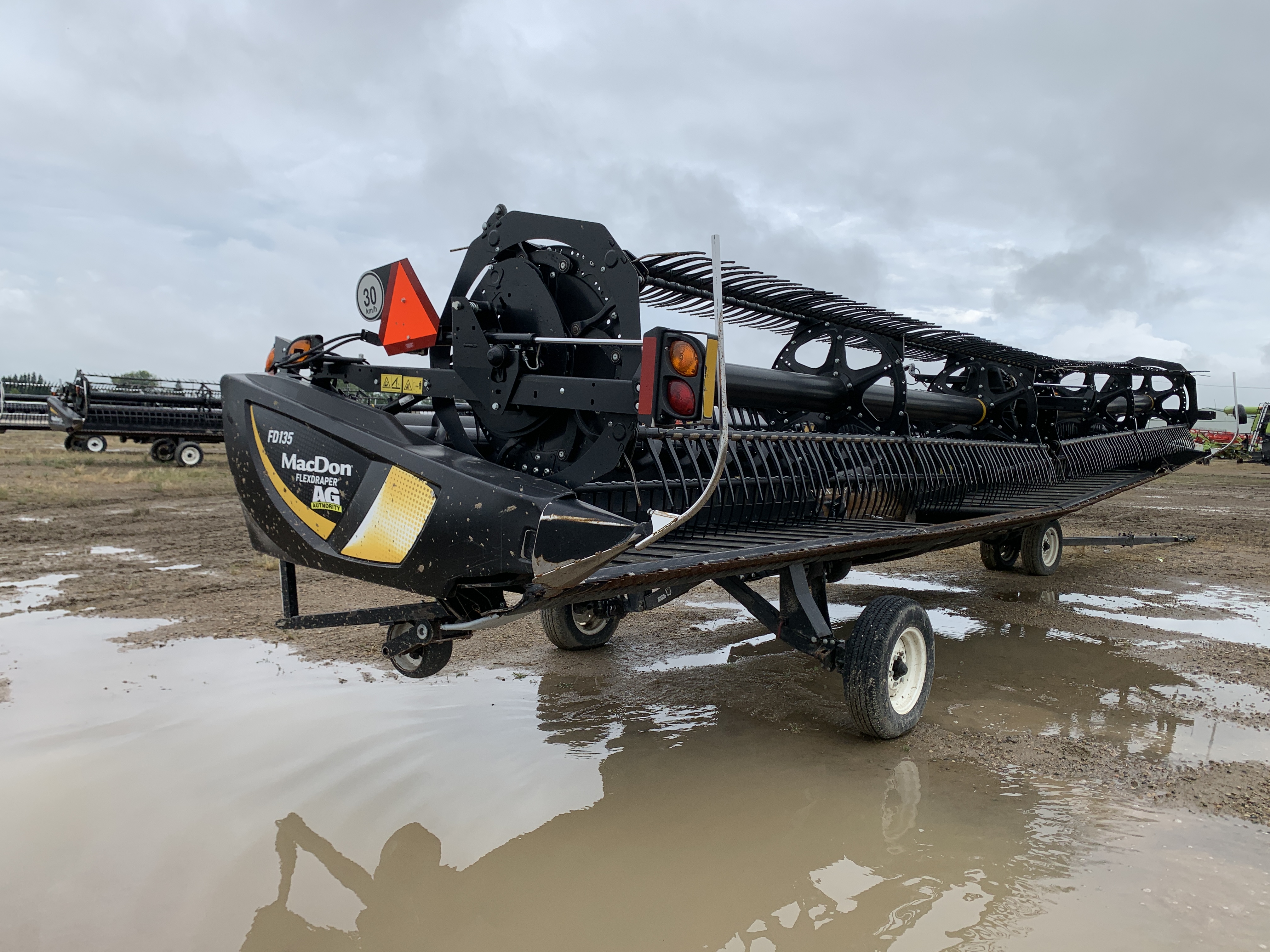 2019 MacDon FD135 Header Combine