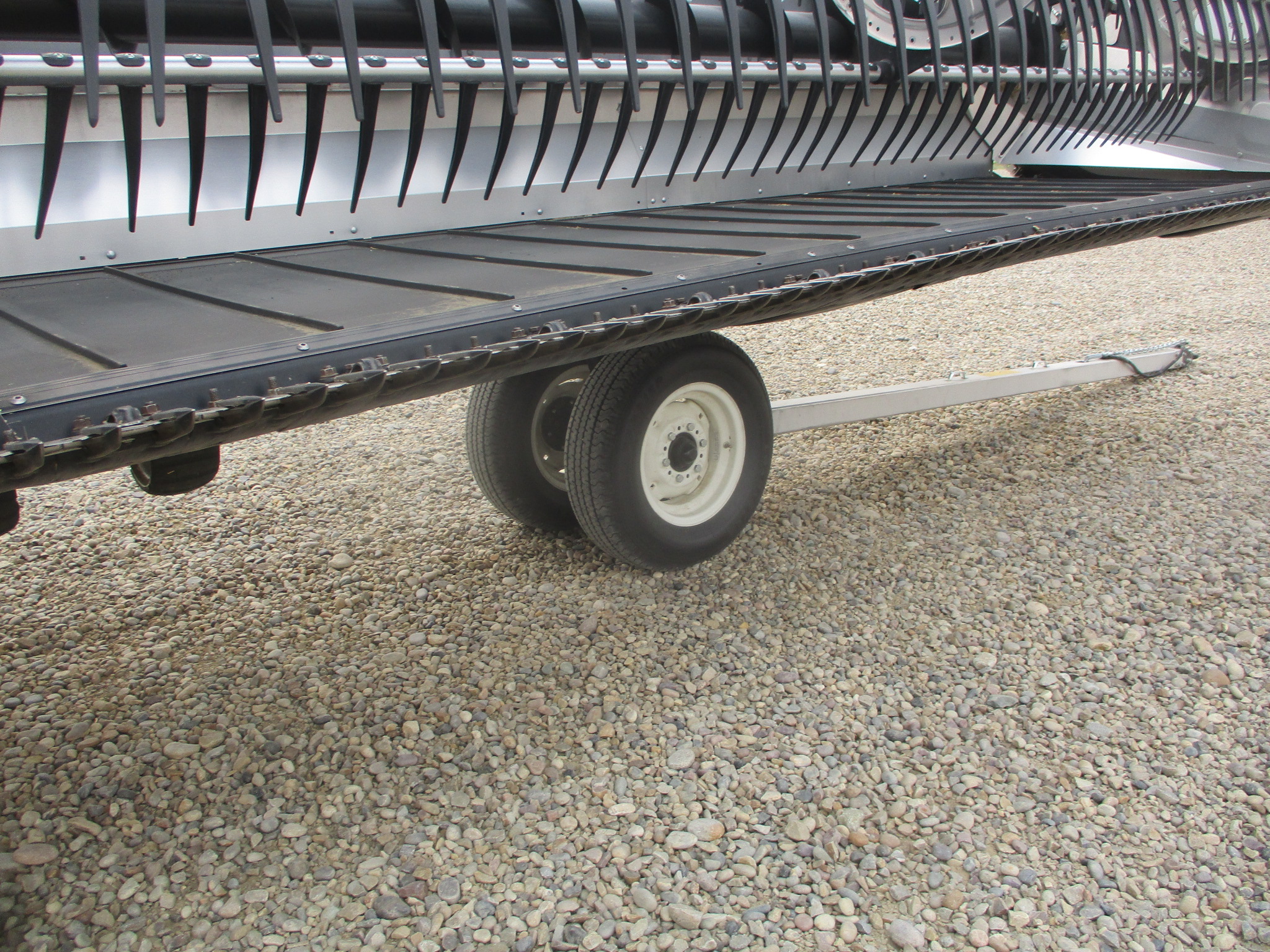 2022 MacDon FD245 Header Combine