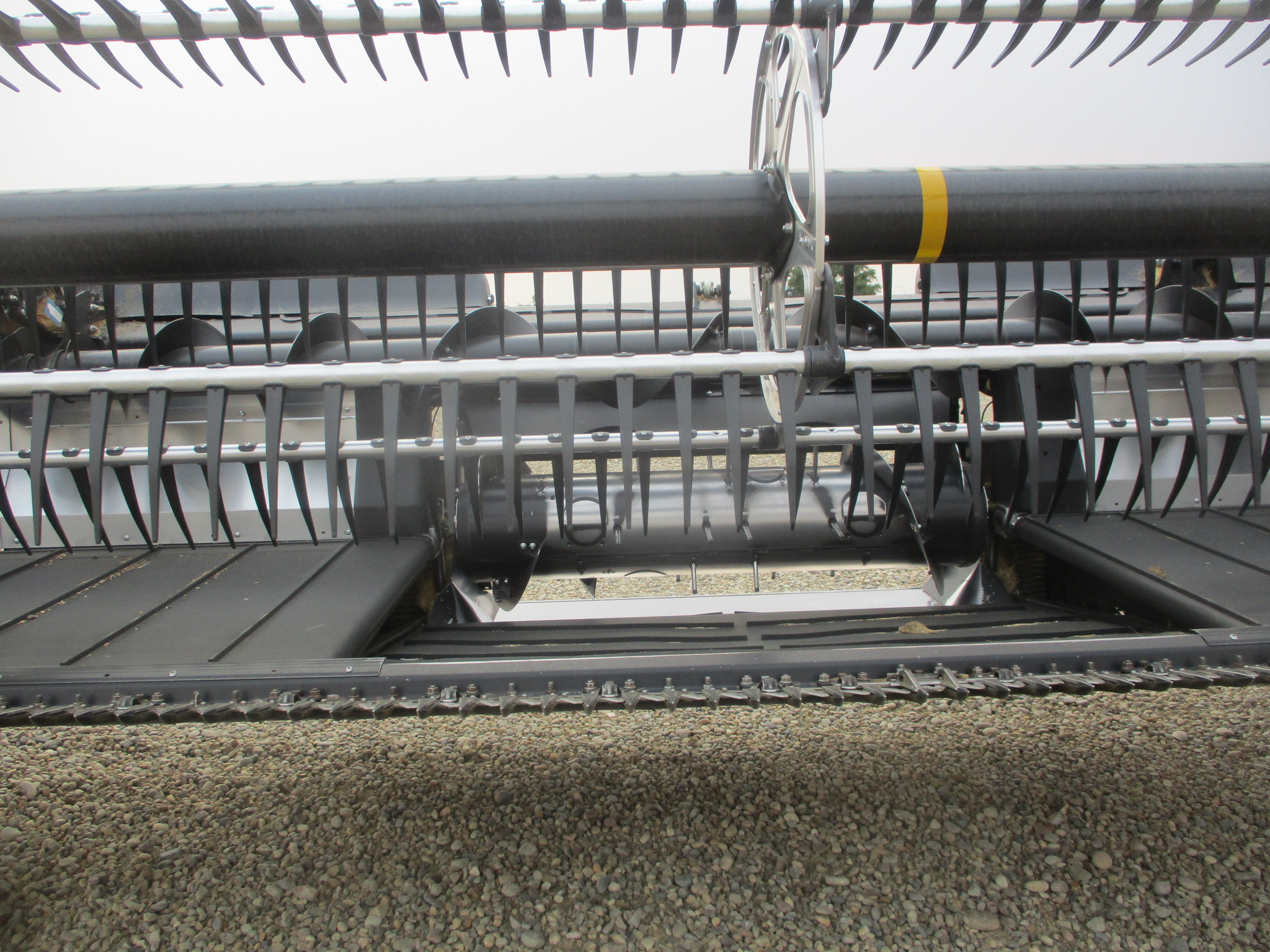 2022 MacDon FD245 Header Combine