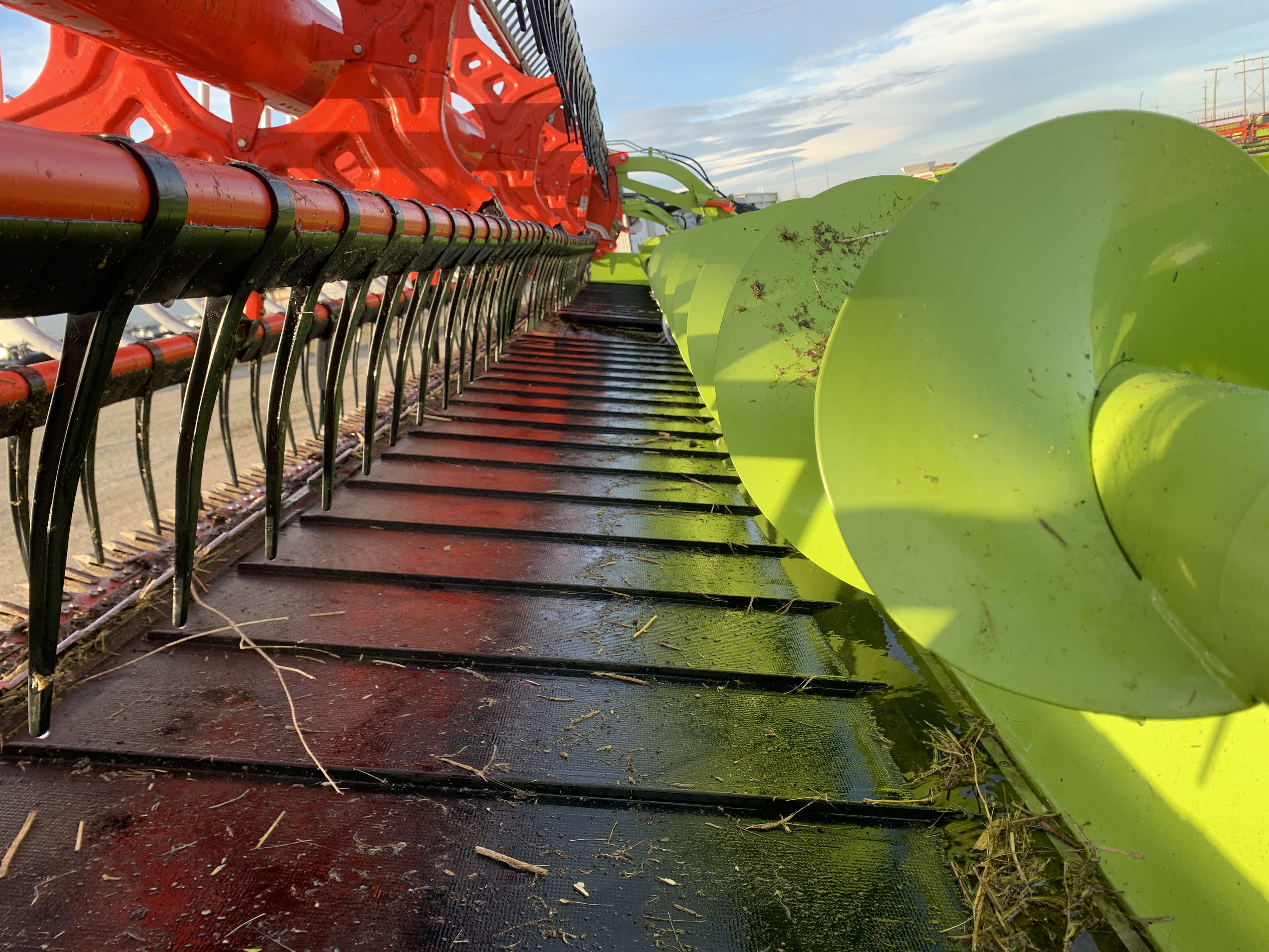 2023 CLAAS Convio 1380 Header Combine